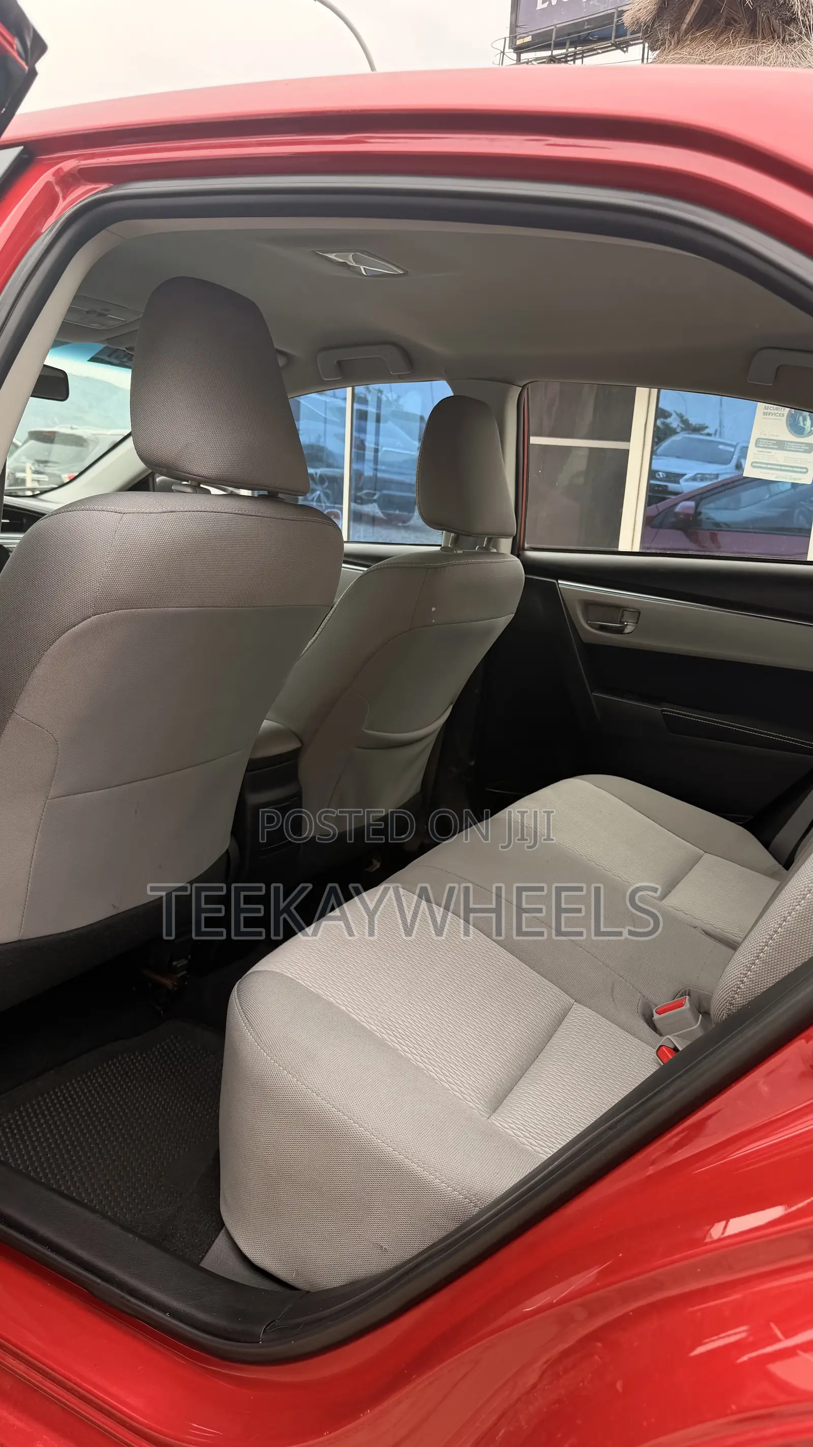 Toyota Corolla LE 4dr Sedan (1.8L 4cyl CVT) 2015 Red