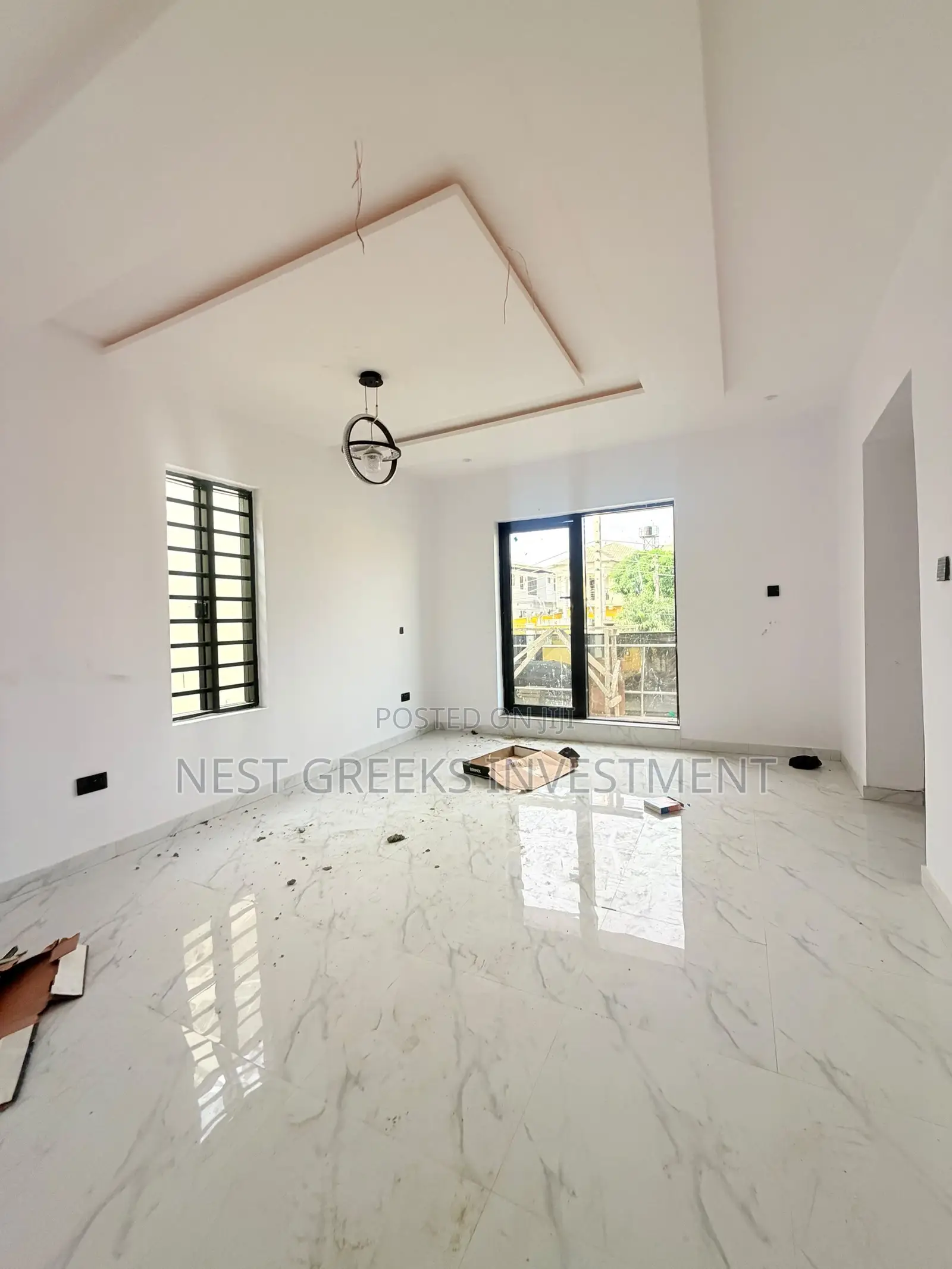 5bdrm Duplex in Omole Phase 2 for sale