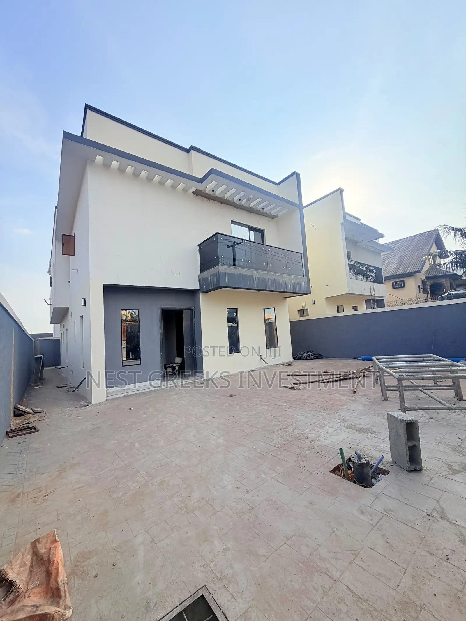 5bdrm Duplex in Omole Phase 2 for sale