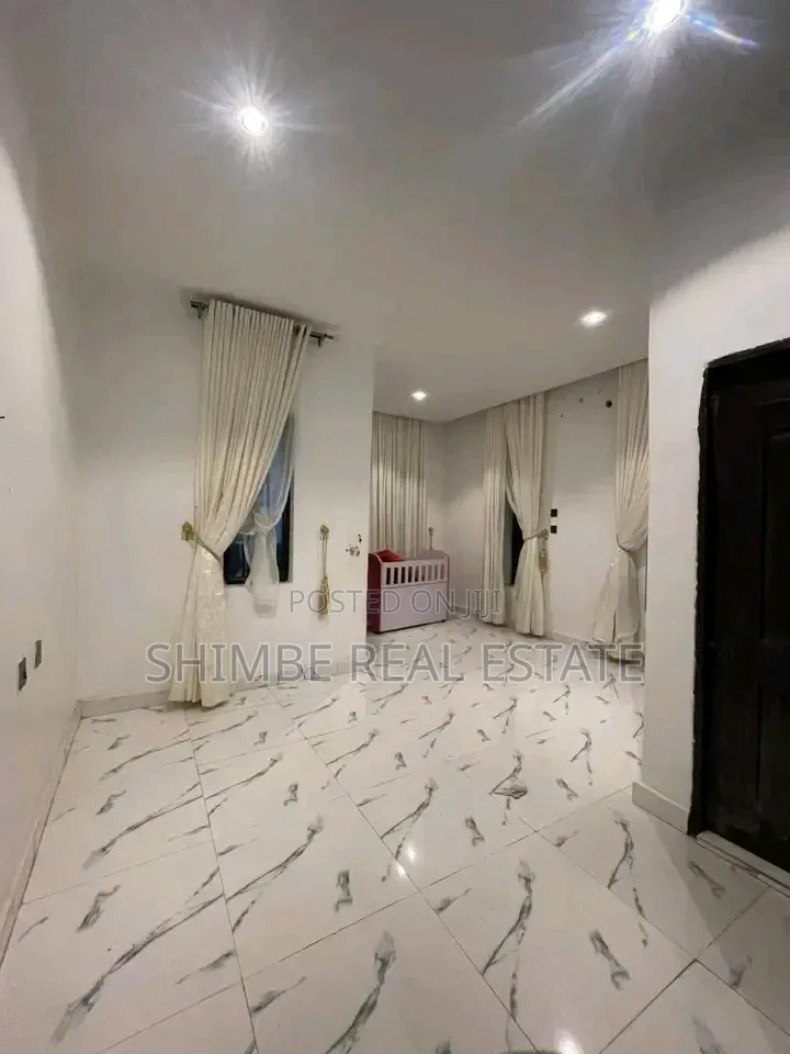 3bdrm Duplex in Shelter Afrique, Uyo for sale