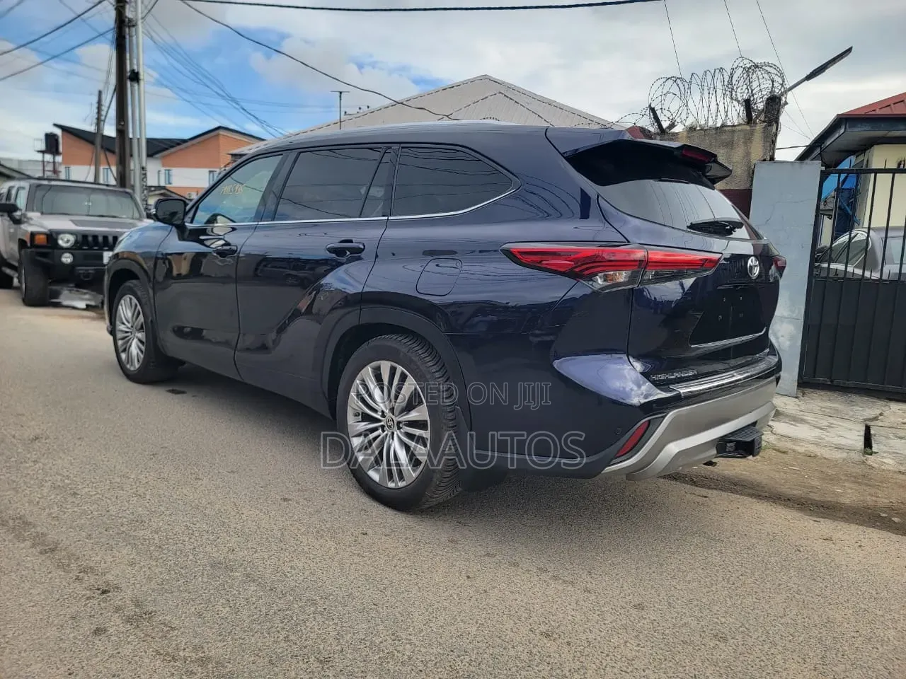 Toyota Highlander Platinum 2022 Blue