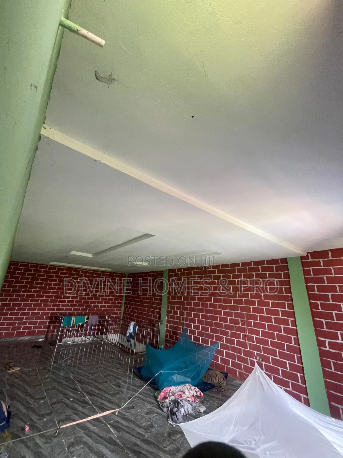 A Massive Space in a Strategic Location