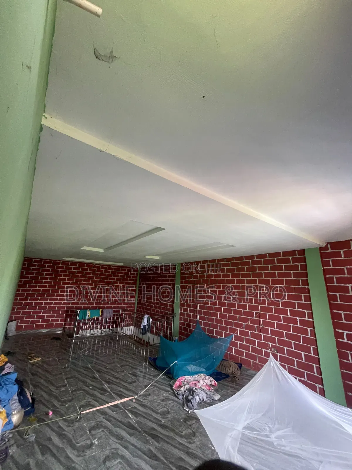 A Massive Space in a Strategic Location