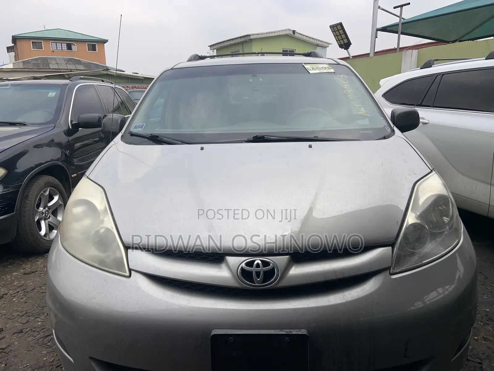 Toyota Sienna LE AWD 2009 Silver