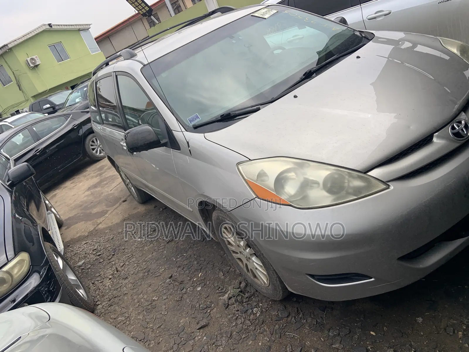 Toyota Sienna LE AWD 2009 Silver