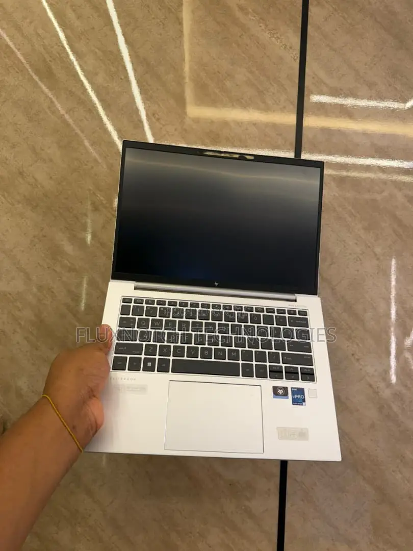 Laptop HP EliteBook 840 G11 8GB Intel Core Ultra 5 SSD 512GB