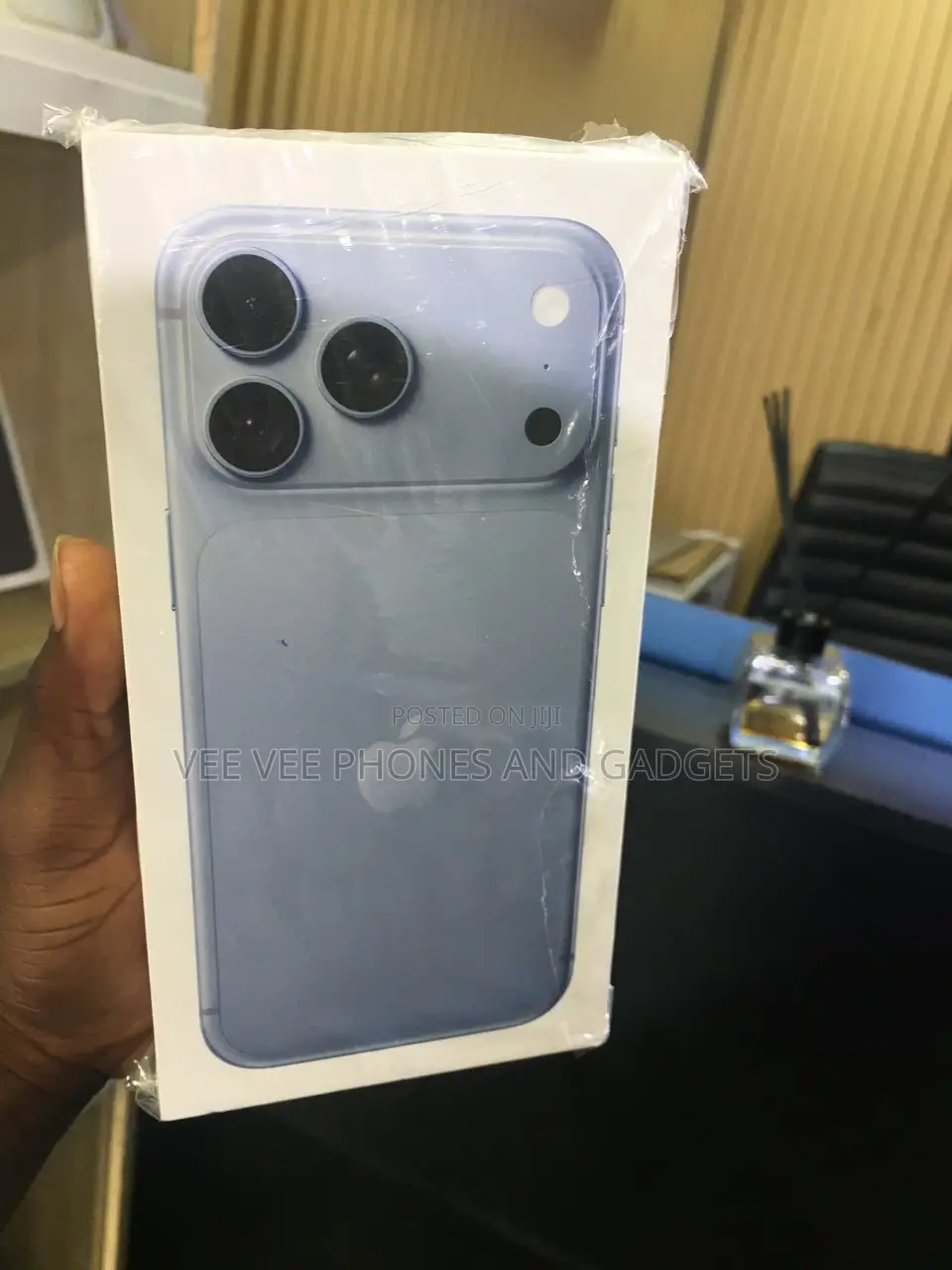 New Apple iPhone 18 Pro Max 256 GB Blue