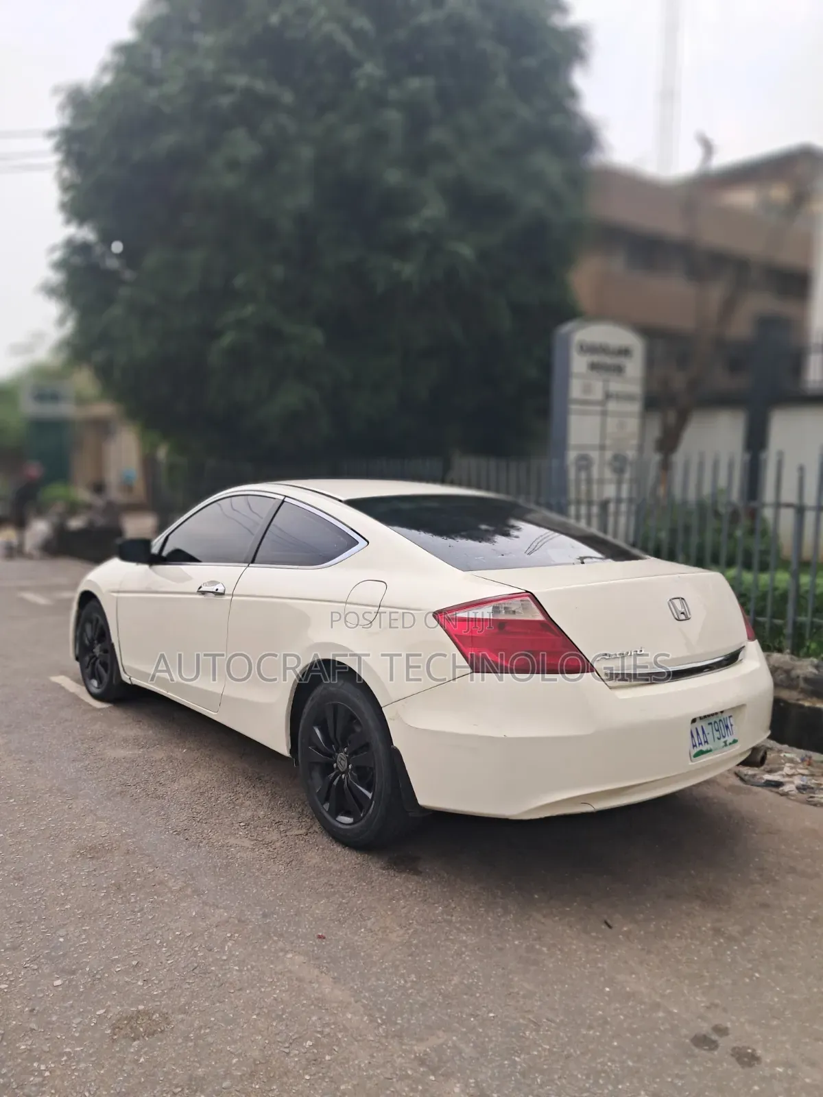 Honda Accord 2010 White