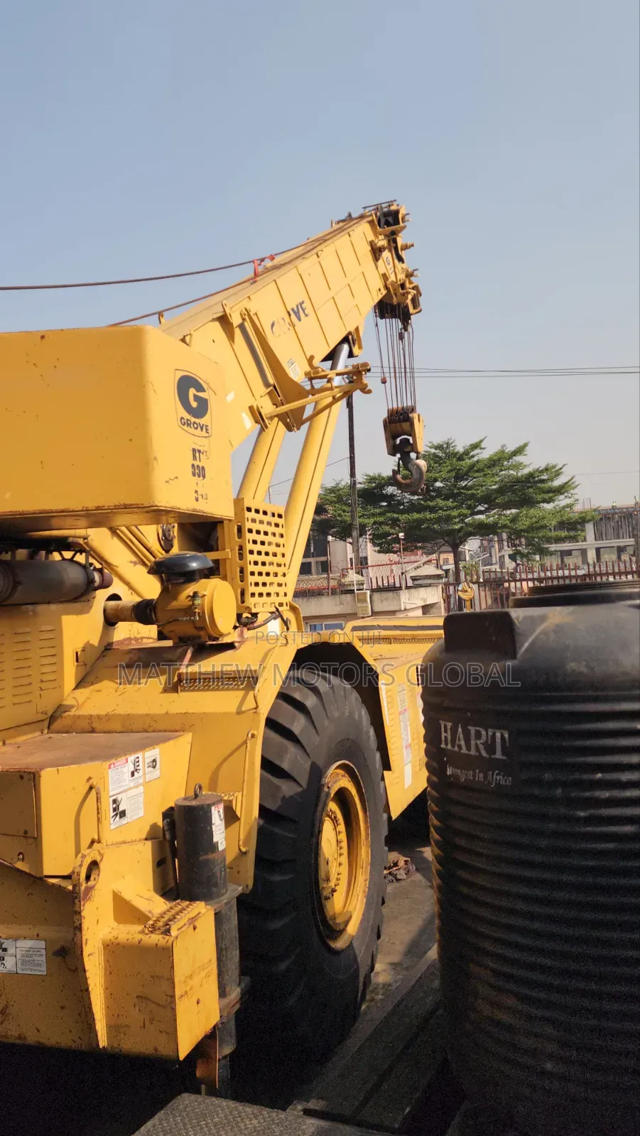 Grove Rt990 Rough-Terrain Crane 90tons