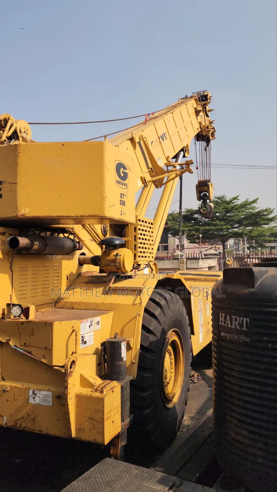 Grove Rt990 Rough-Terrain Crane 90tons