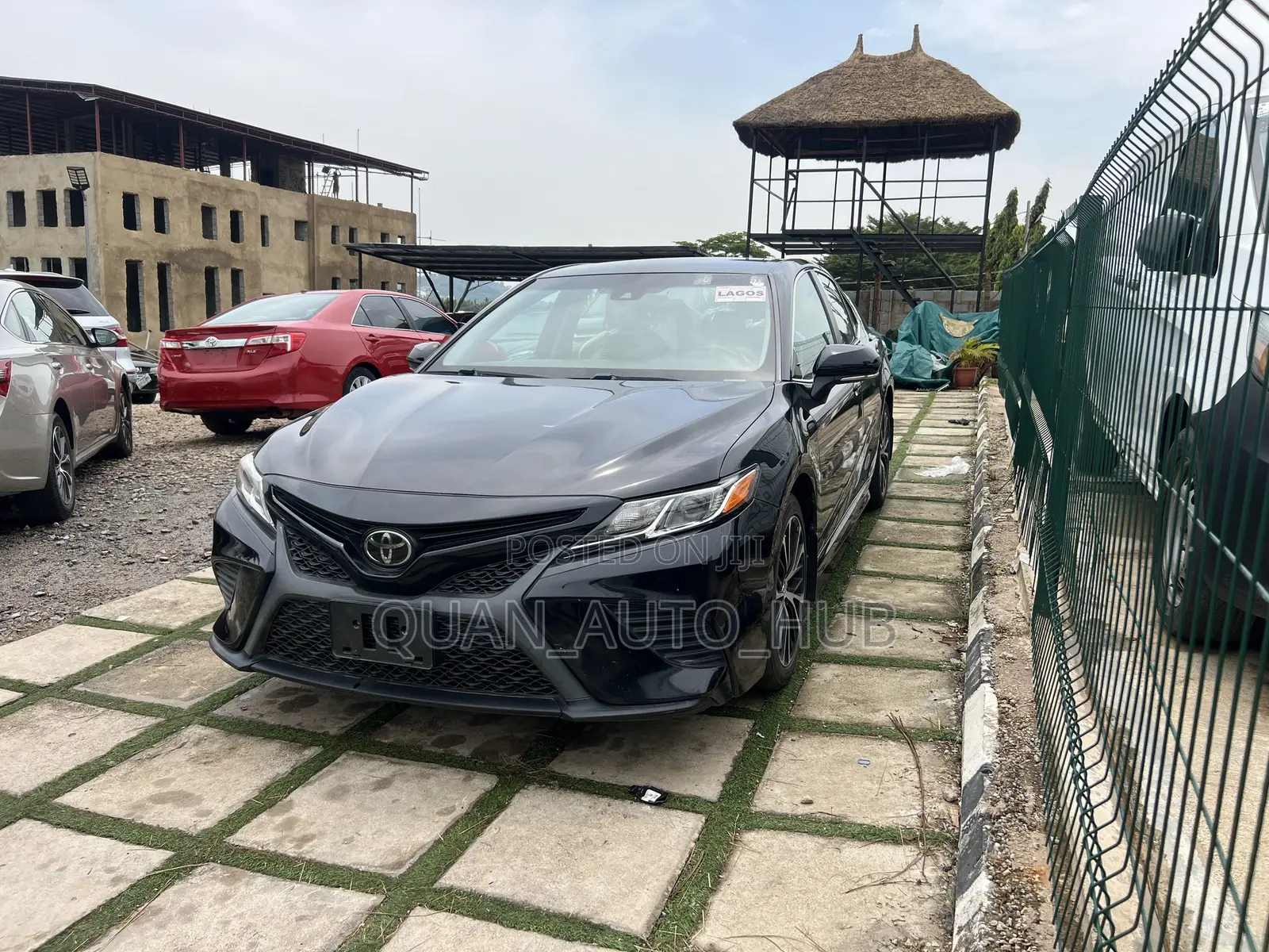 Toyota Camry SE Nightshade FWD 2020 Black