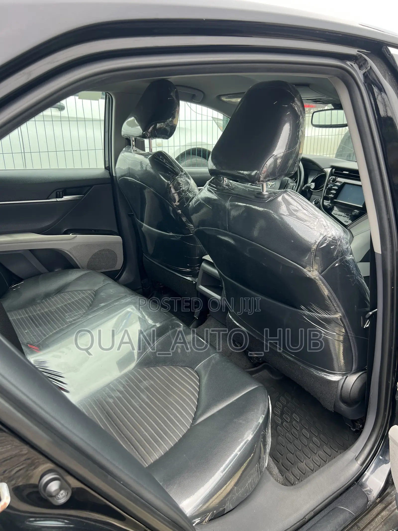 Toyota Camry SE Nightshade FWD 2020 Black