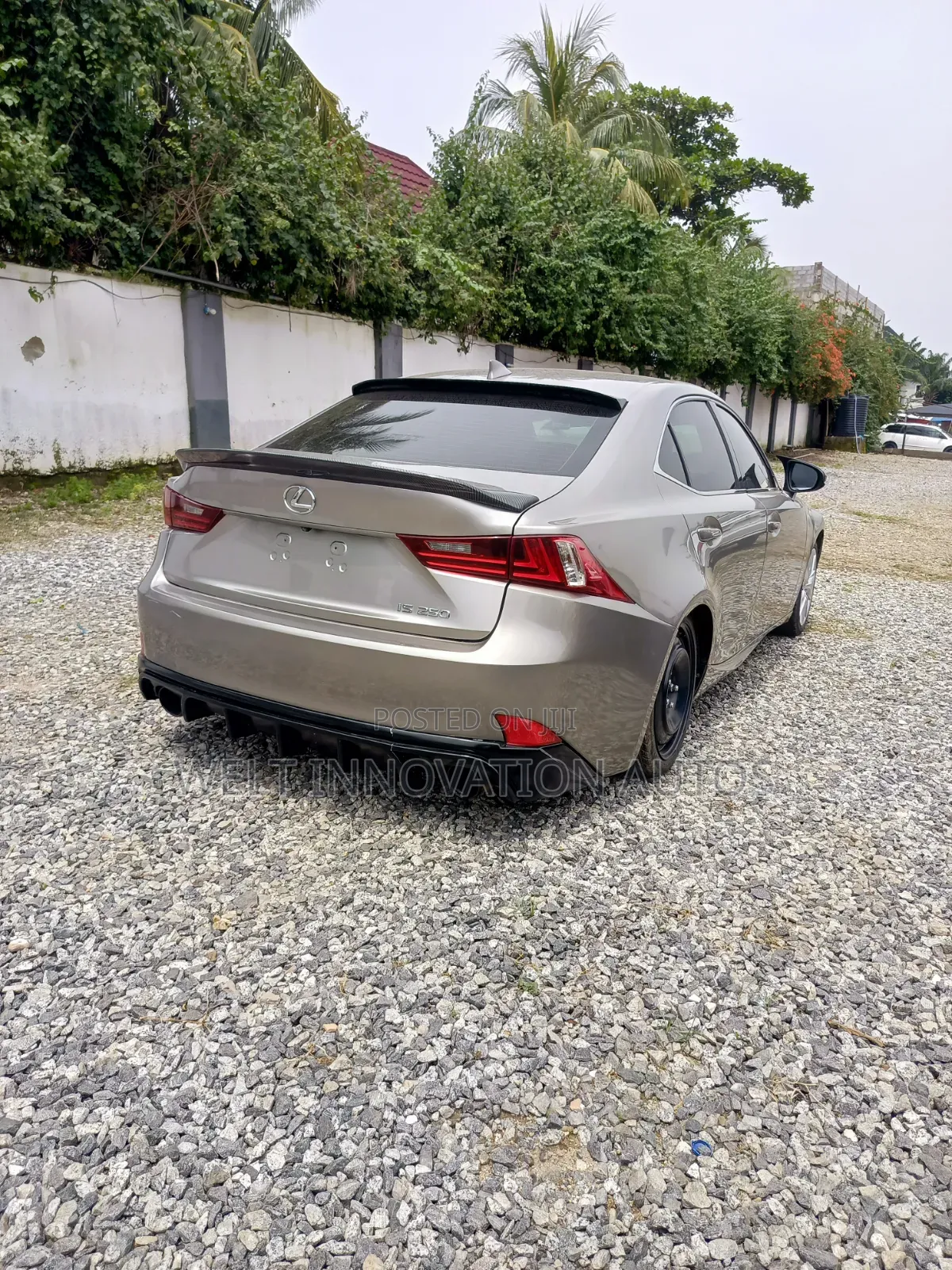 Lexus IS 2014 Gold