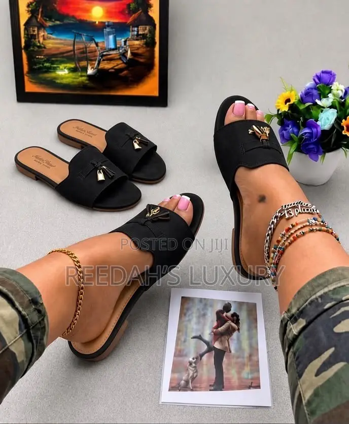 Women’s Classy Slippers