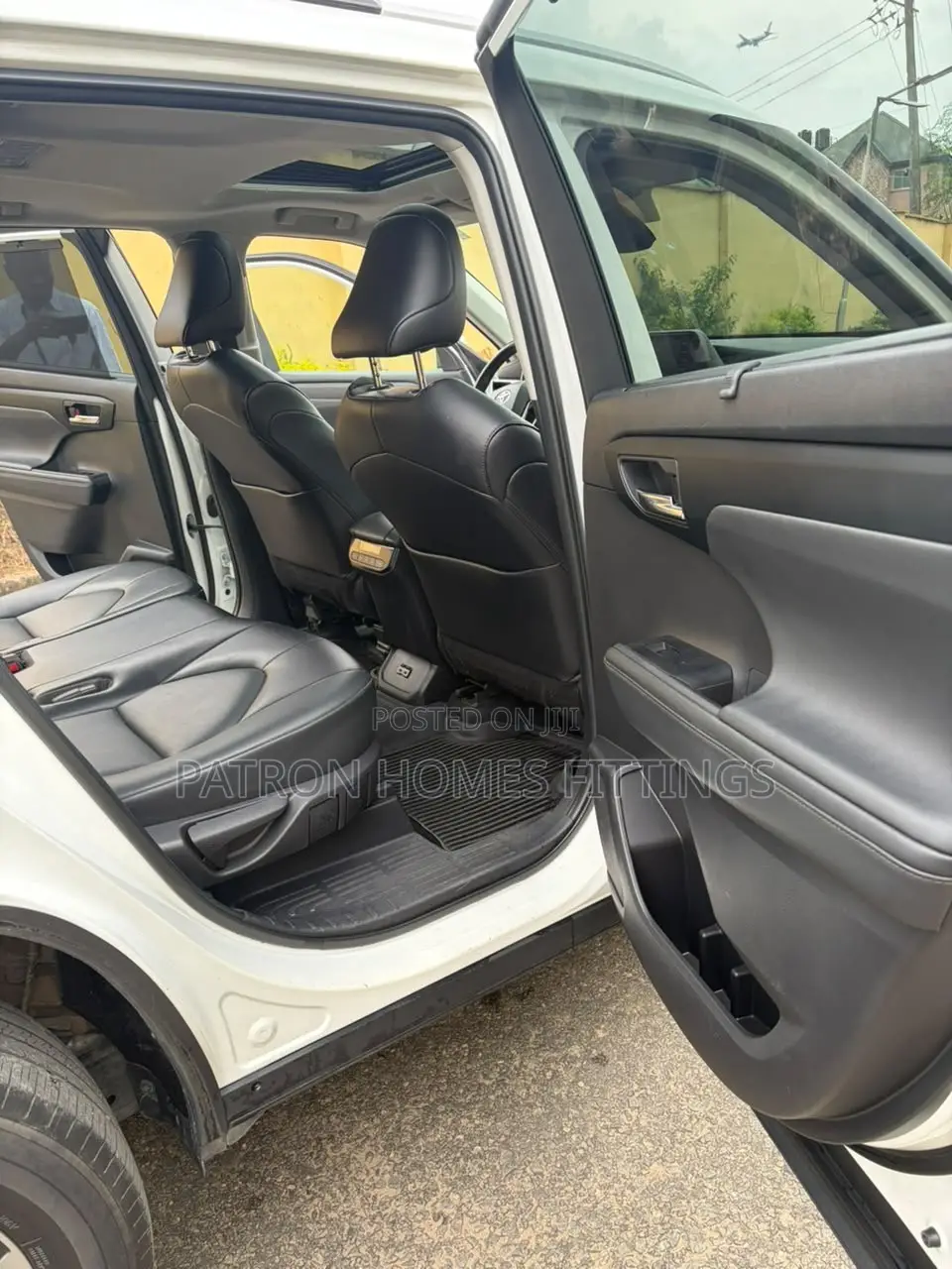 Toyota Highlander XLE 2022 White