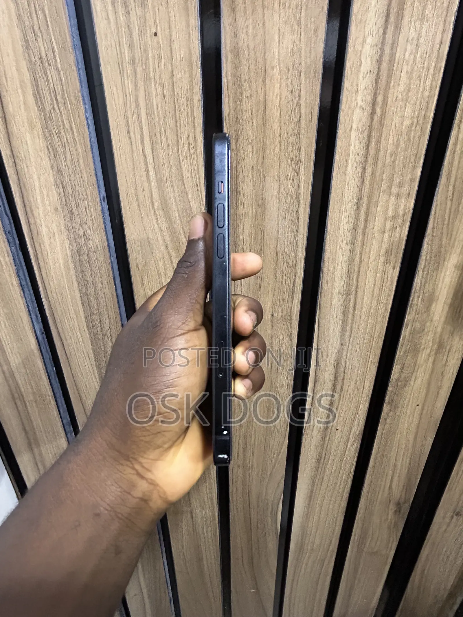 Apple iPhone 15 Plus 128 GB Black