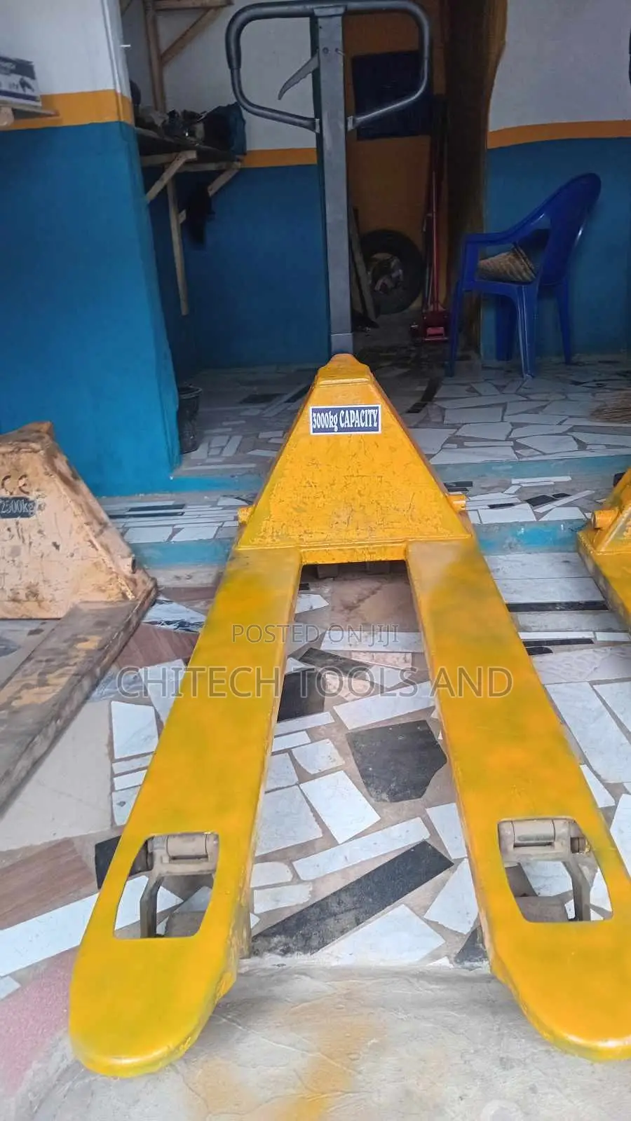 Heavy Duty 3 Ton Manual Hydraulic Pallet Jack (Refurbished)