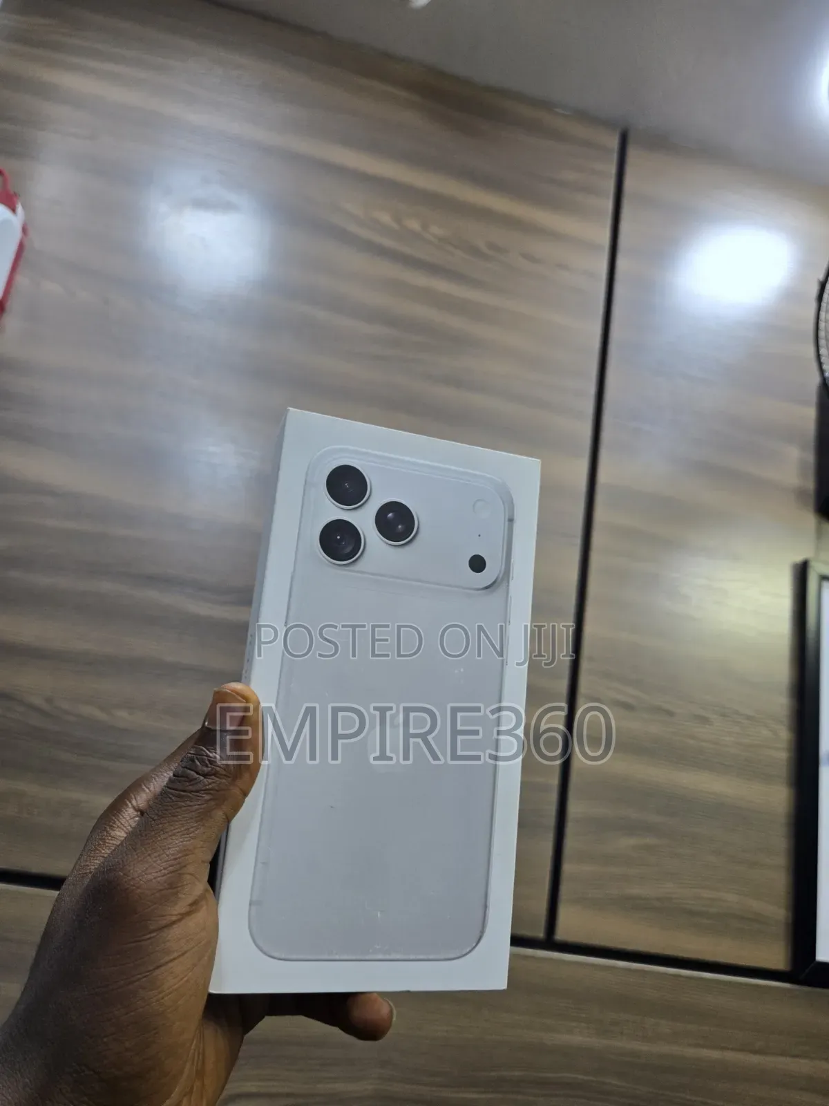 New Apple iPhone 18 Pro Max 256 GB Silver