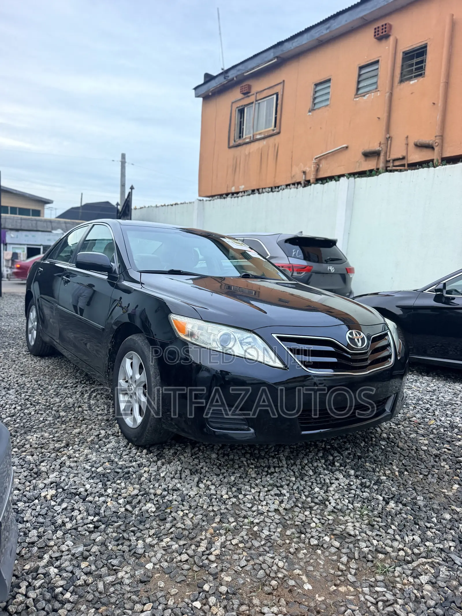 Toyota Camry LE 4dr Sedan (2.5L 4cyl 6A) 2011 Black