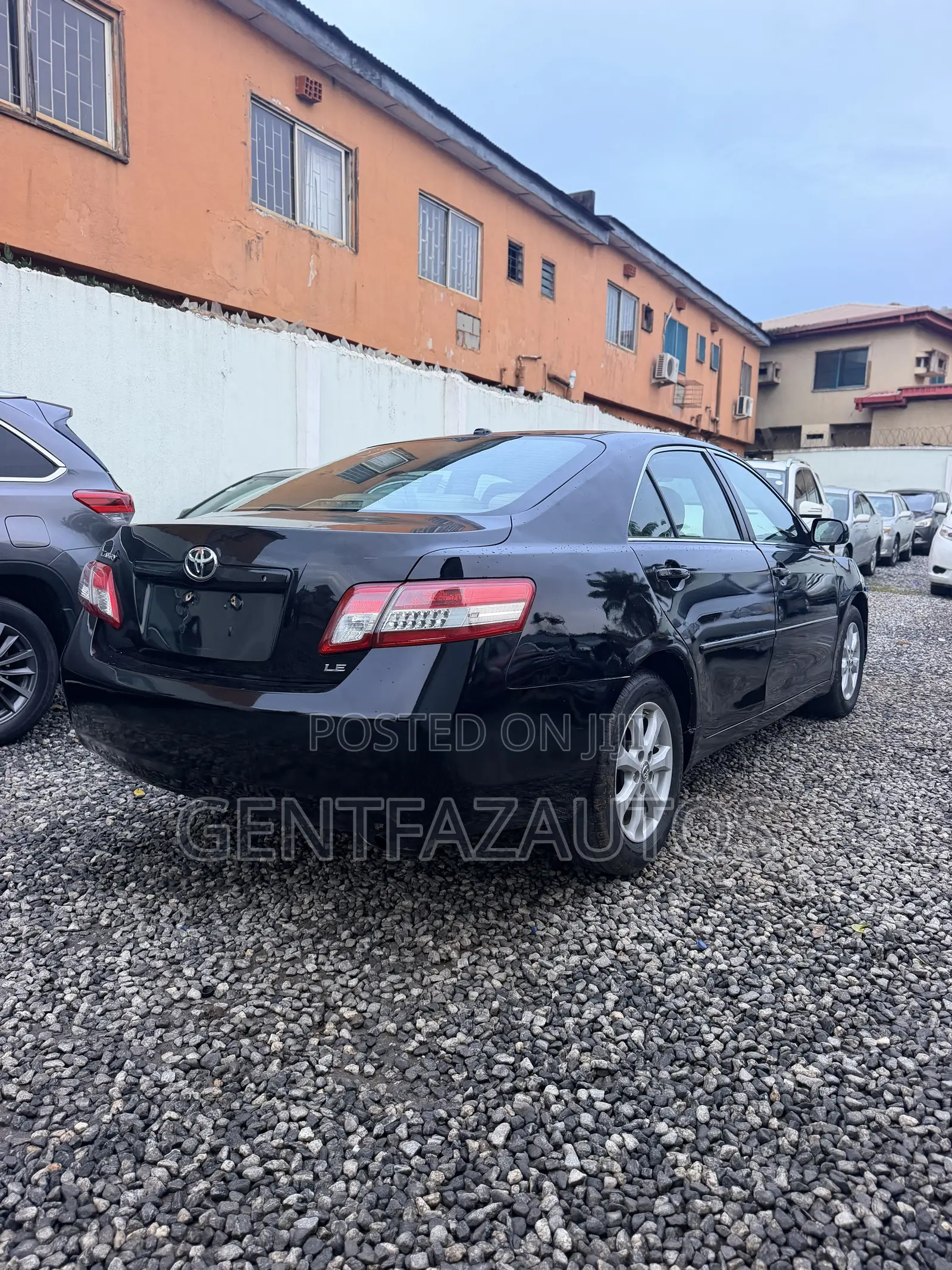 Toyota Camry LE 4dr Sedan (2.5L 4cyl 6A) 2011 Black