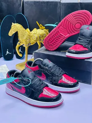 Original Luxury Pure Leather Nike Sneakers