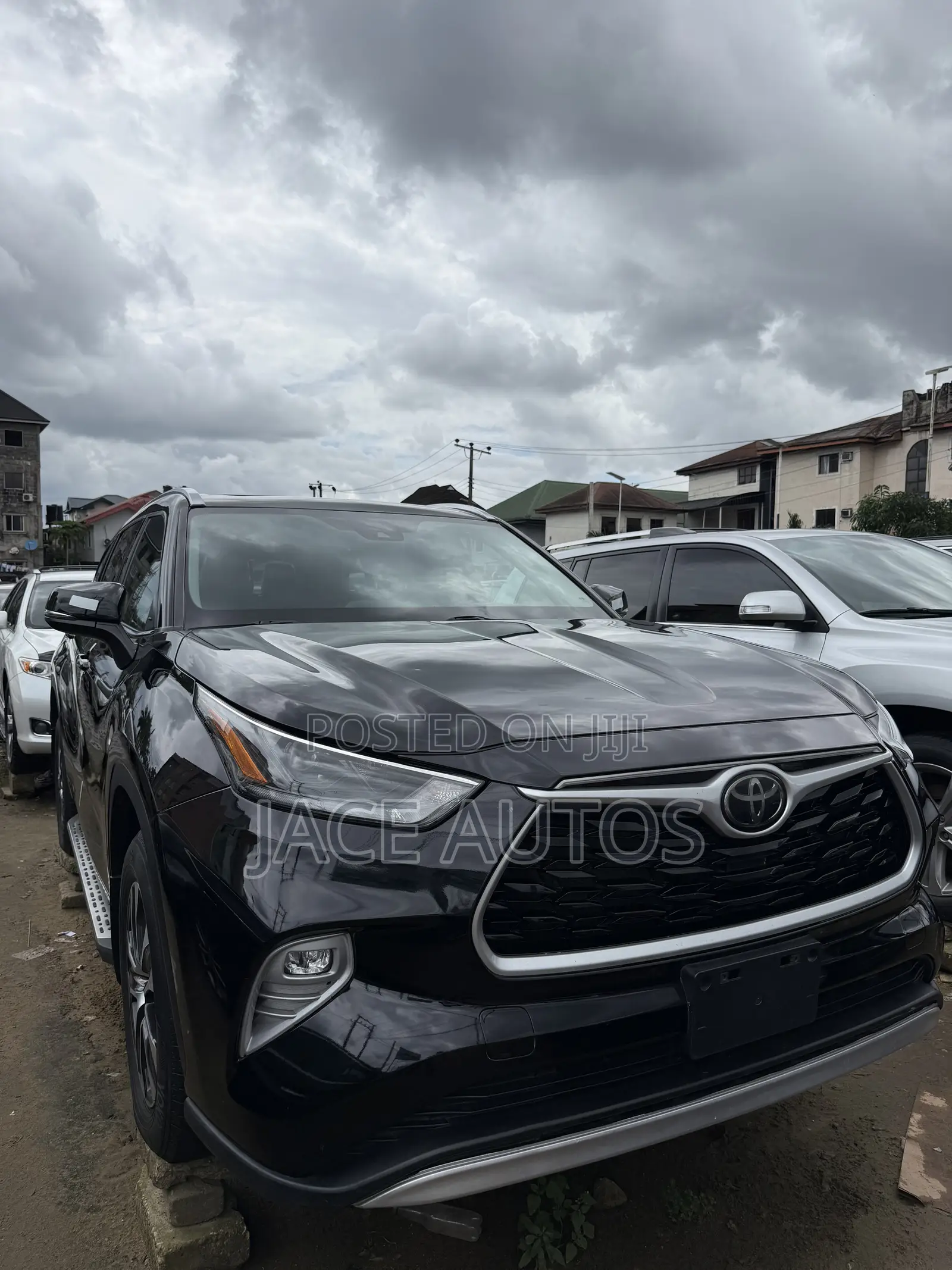 Toyota Highlander XLE 2021 Black