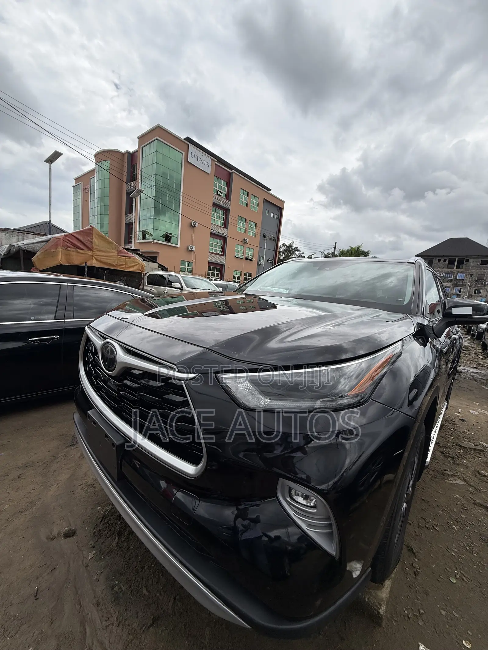Toyota Highlander XLE 2021 Black