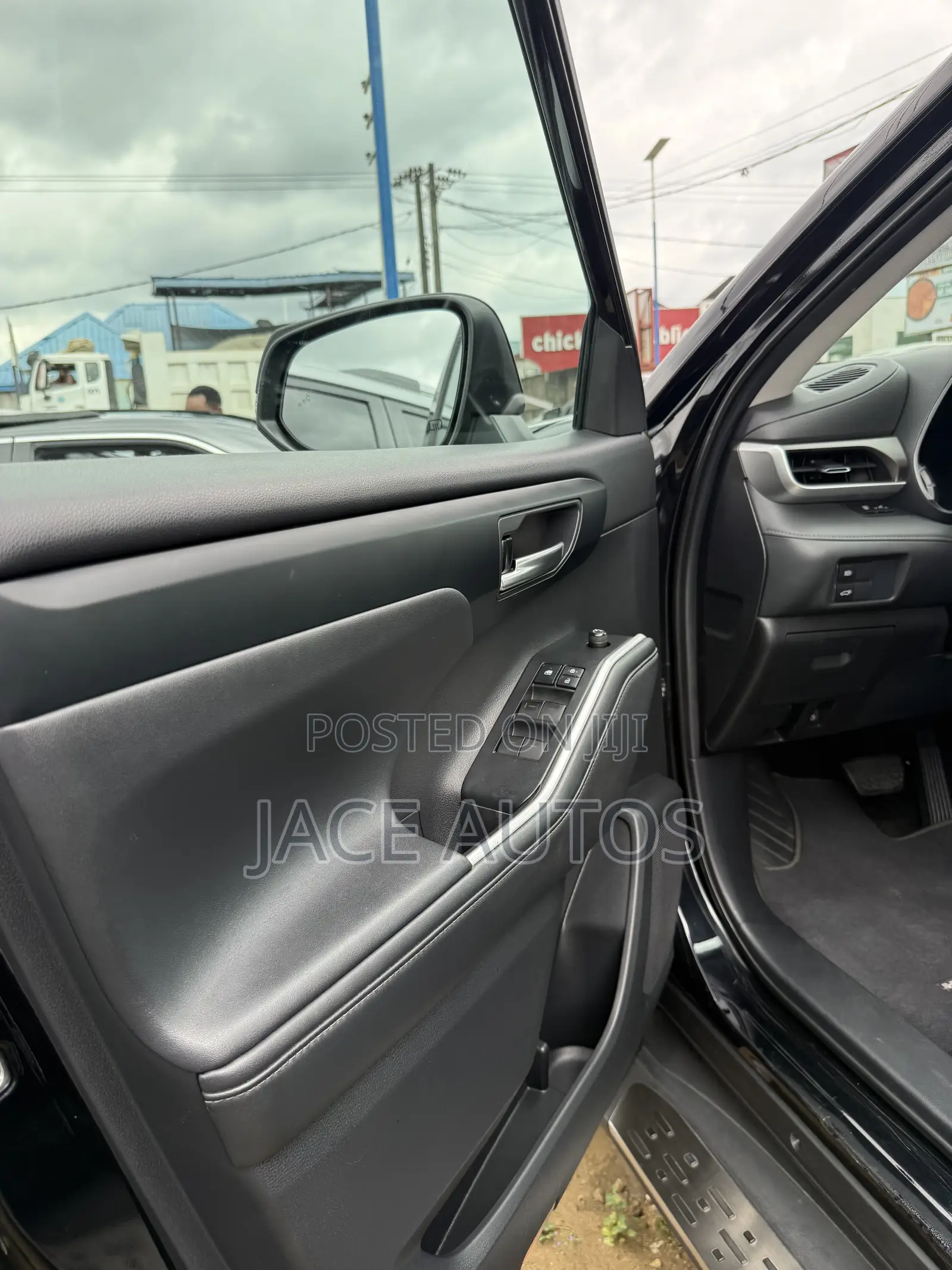 Toyota Highlander XLE 2021 Black