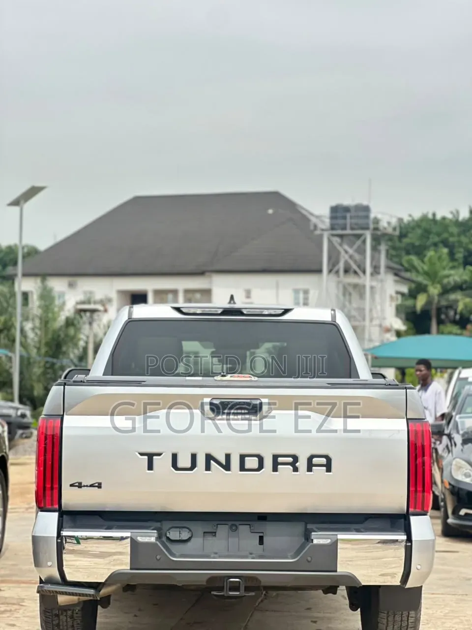 Toyota Tundra 2025 Silver