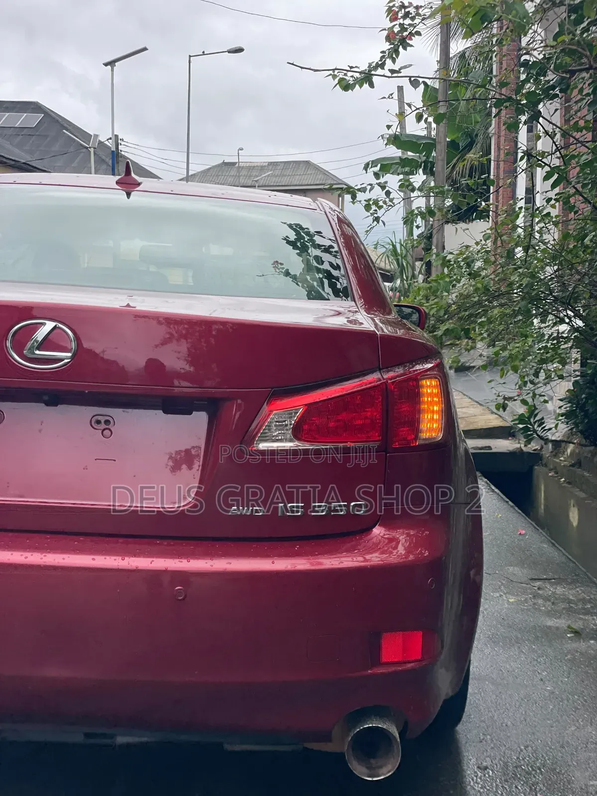 Lexus IS 2010 Red