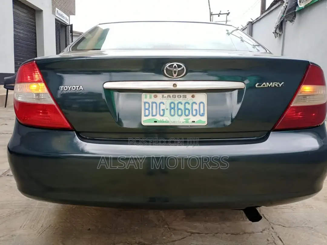 Toyota Camry XLE 4dr Sedan (2.4L 4cyl 4A) 2004 Green
