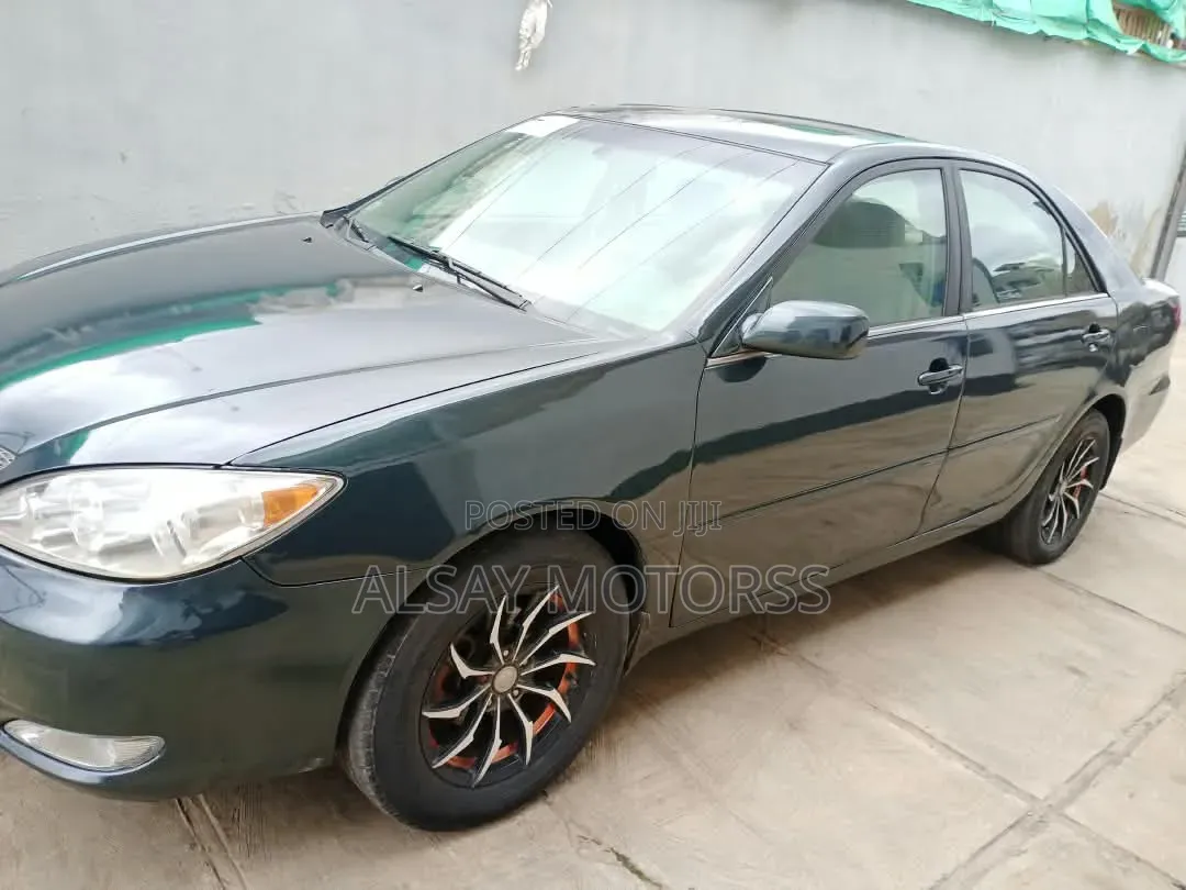 Toyota Camry XLE 4dr Sedan (2.4L 4cyl 4A) 2004 Green