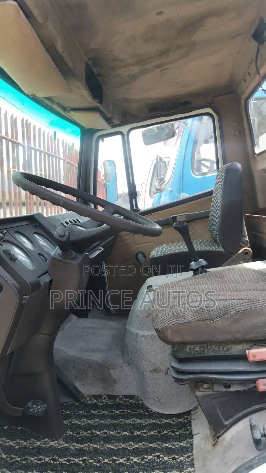 Mercedes Benz Truck 814 White