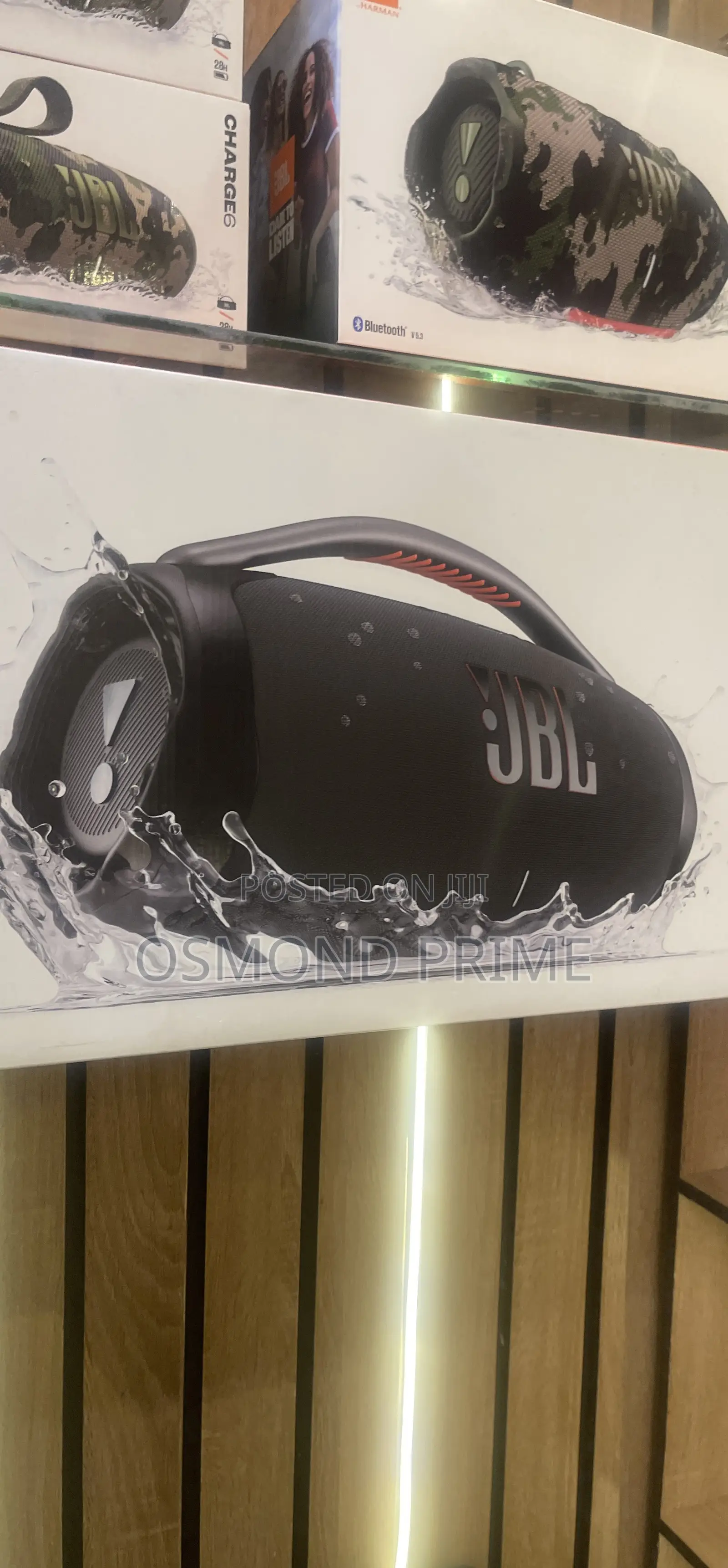 jBl Boombox 3