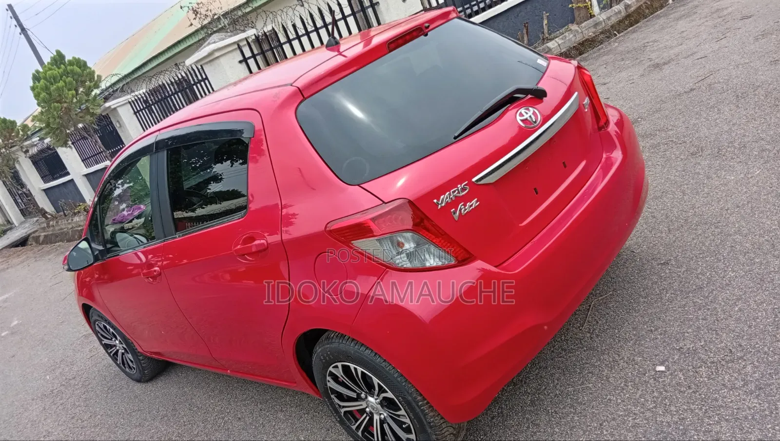 Toyota Yaris 2013 Red