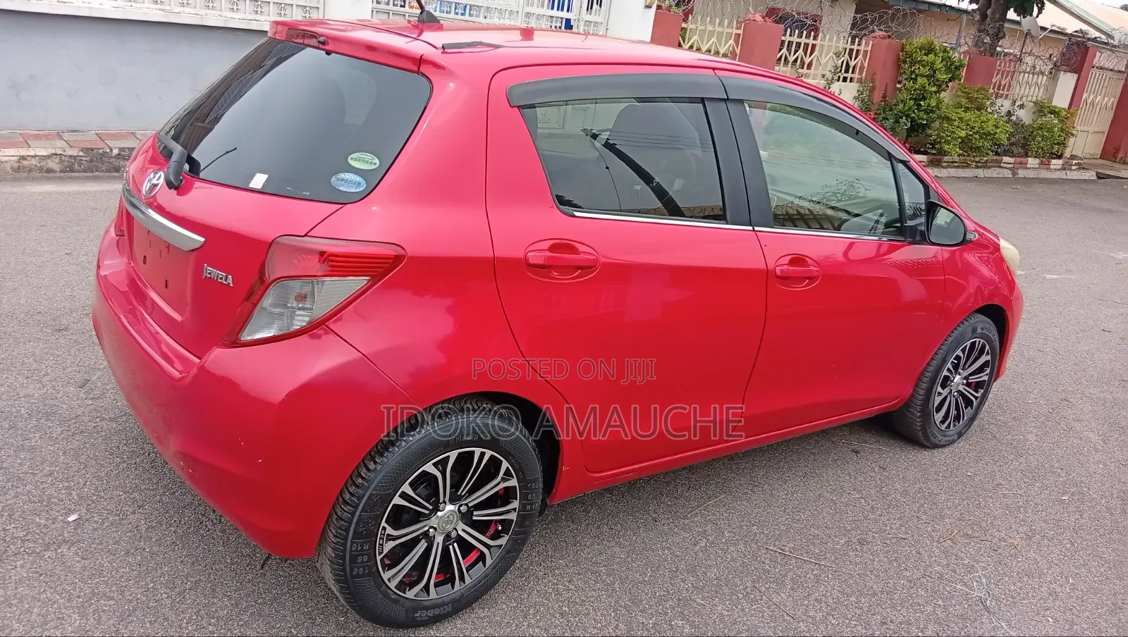 Toyota Yaris 2013 Red