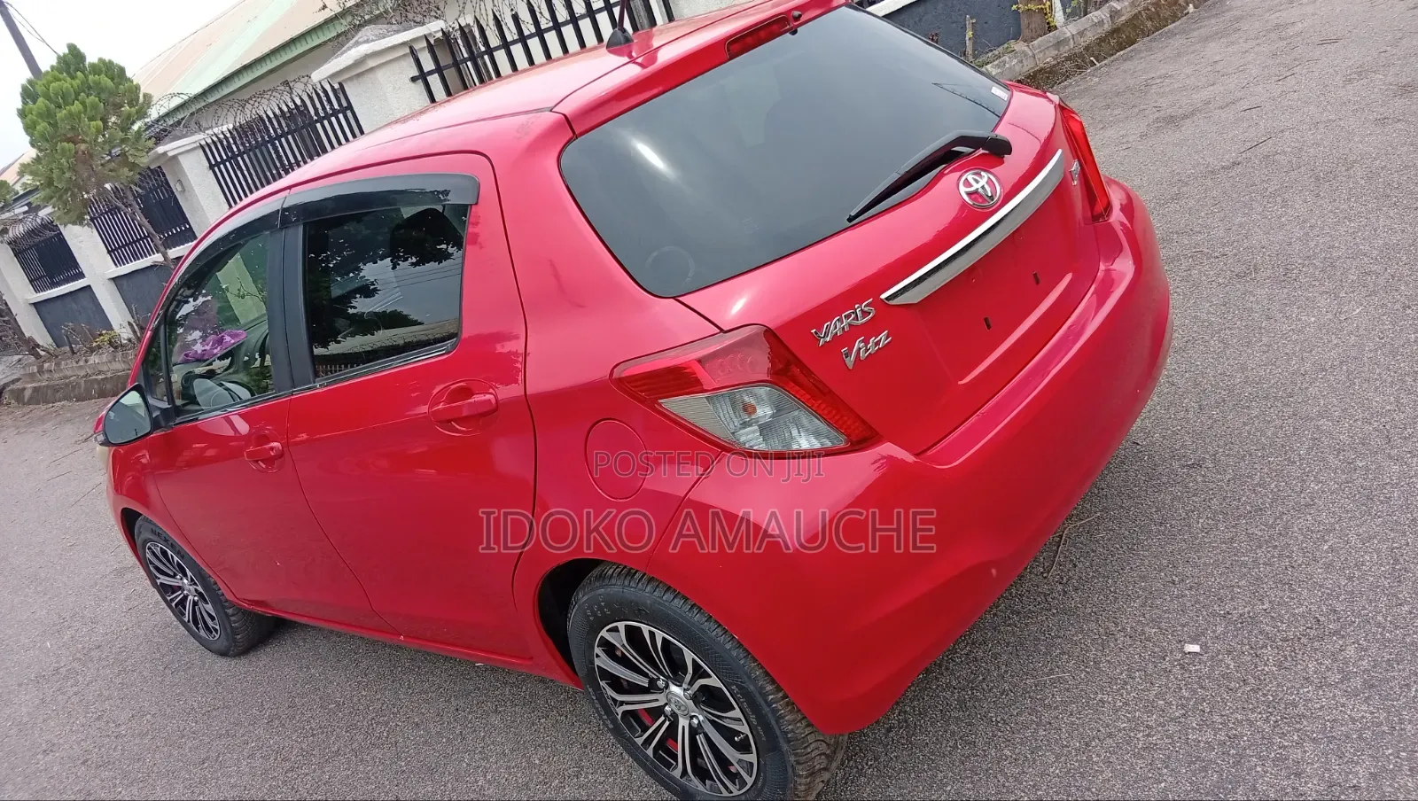 Toyota Yaris 2013 Red