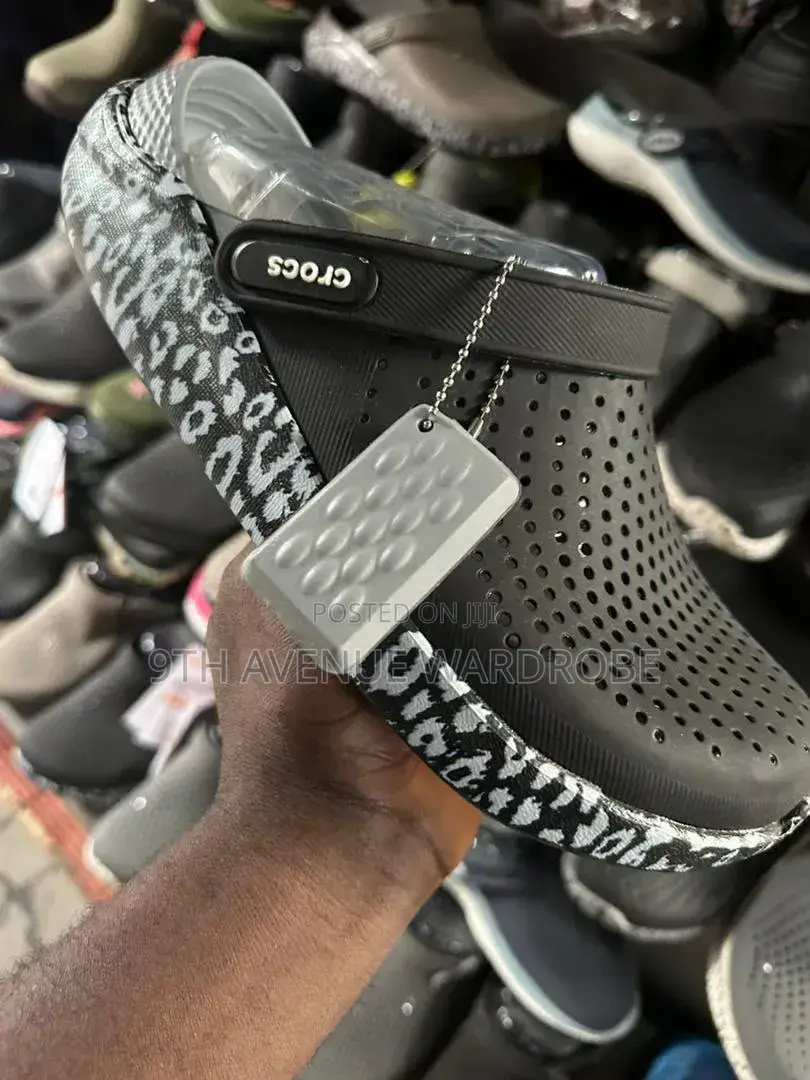 Lite Ride Crocs