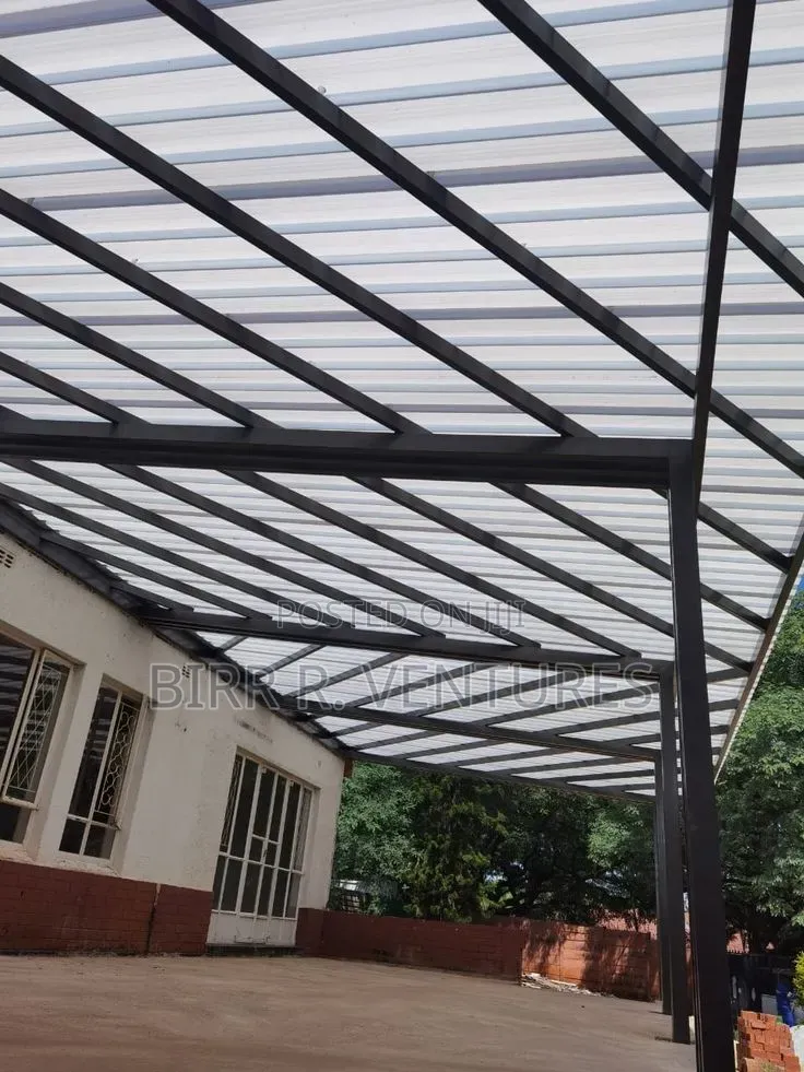 Polycarbonate Roofs Construction for Your House