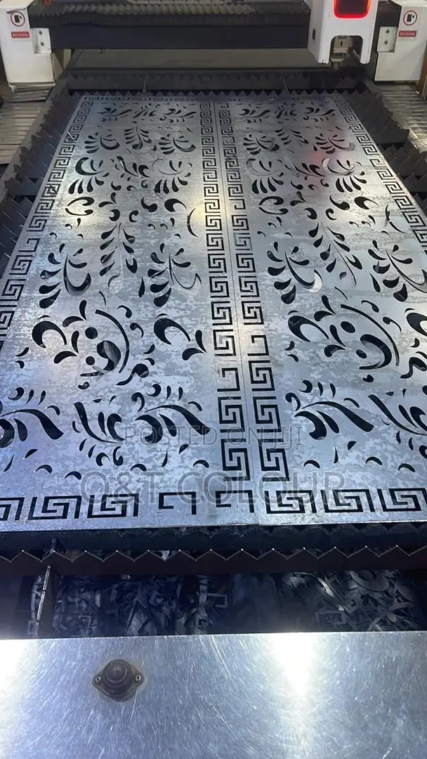 Laser Cut Design Plate 4x8 Feet,2mm Full Thickness