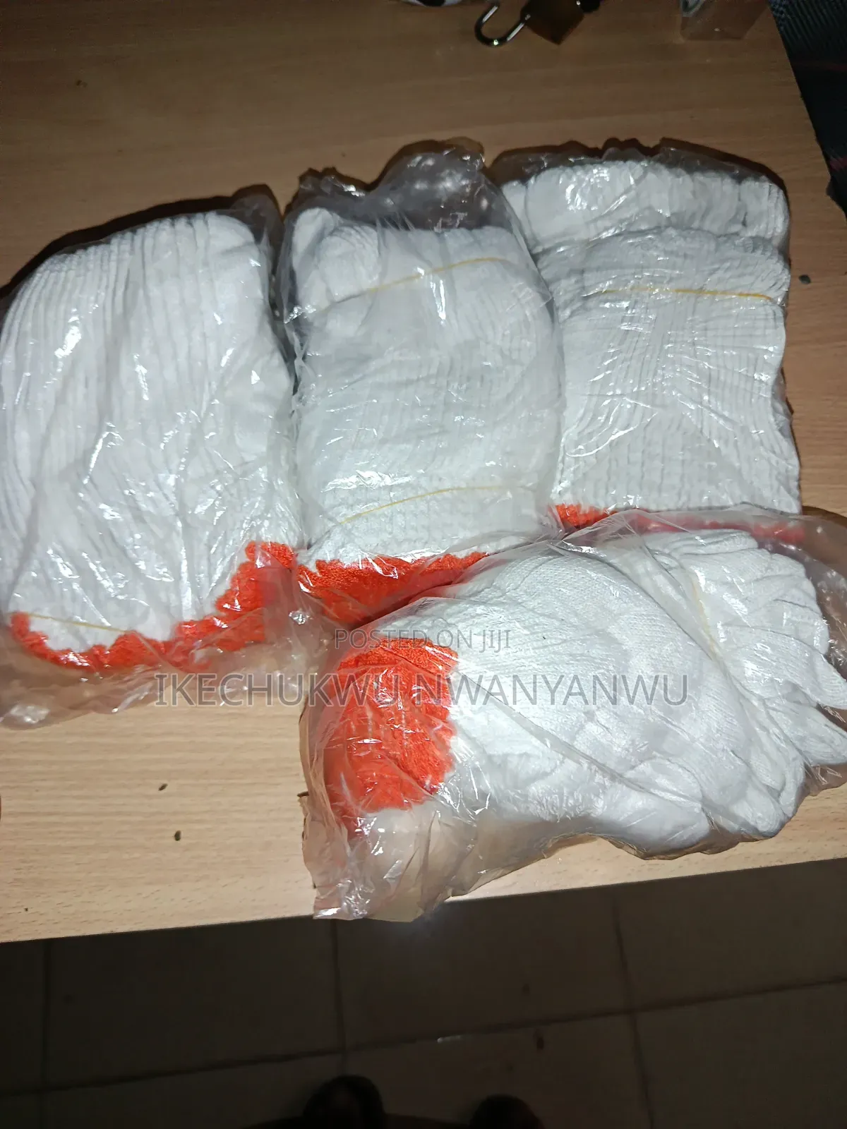 Dozens of Cotton Hands Gloves
