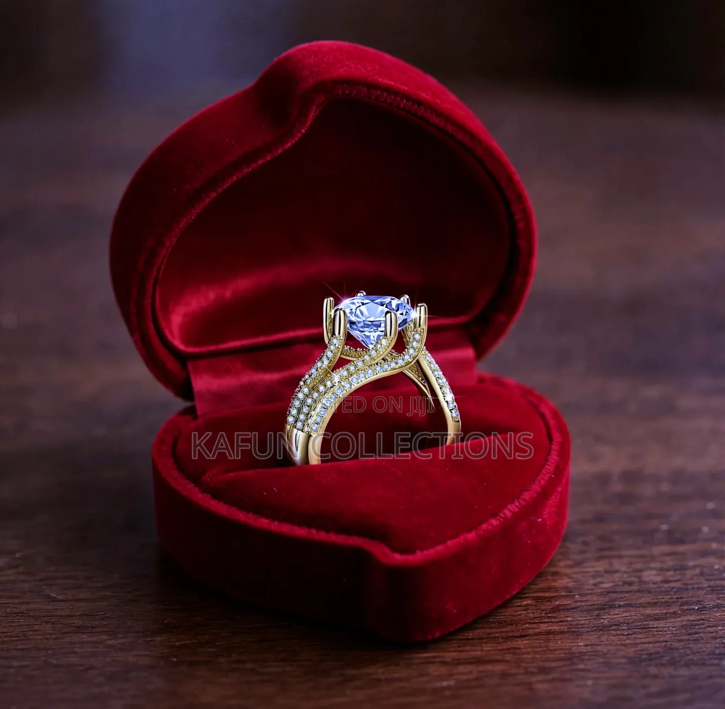 Zirconia Solid Gold Luxury Engagement/Proposal Ring