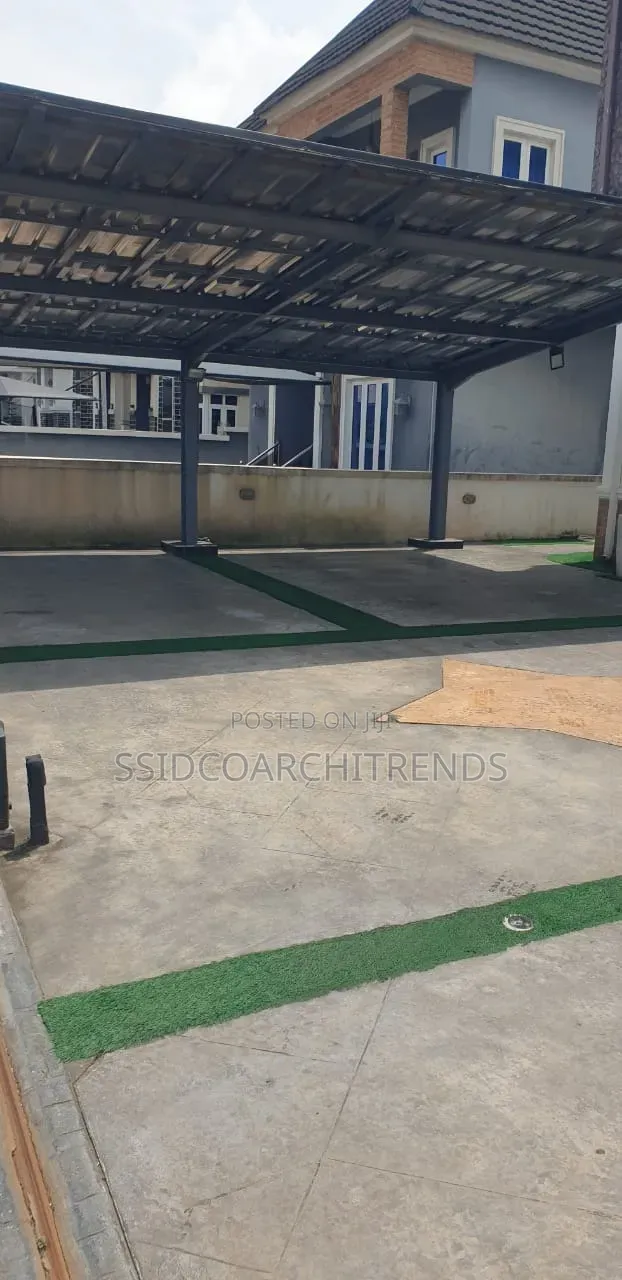 5bdrm Duplex in Call To Access, Ikota for sale