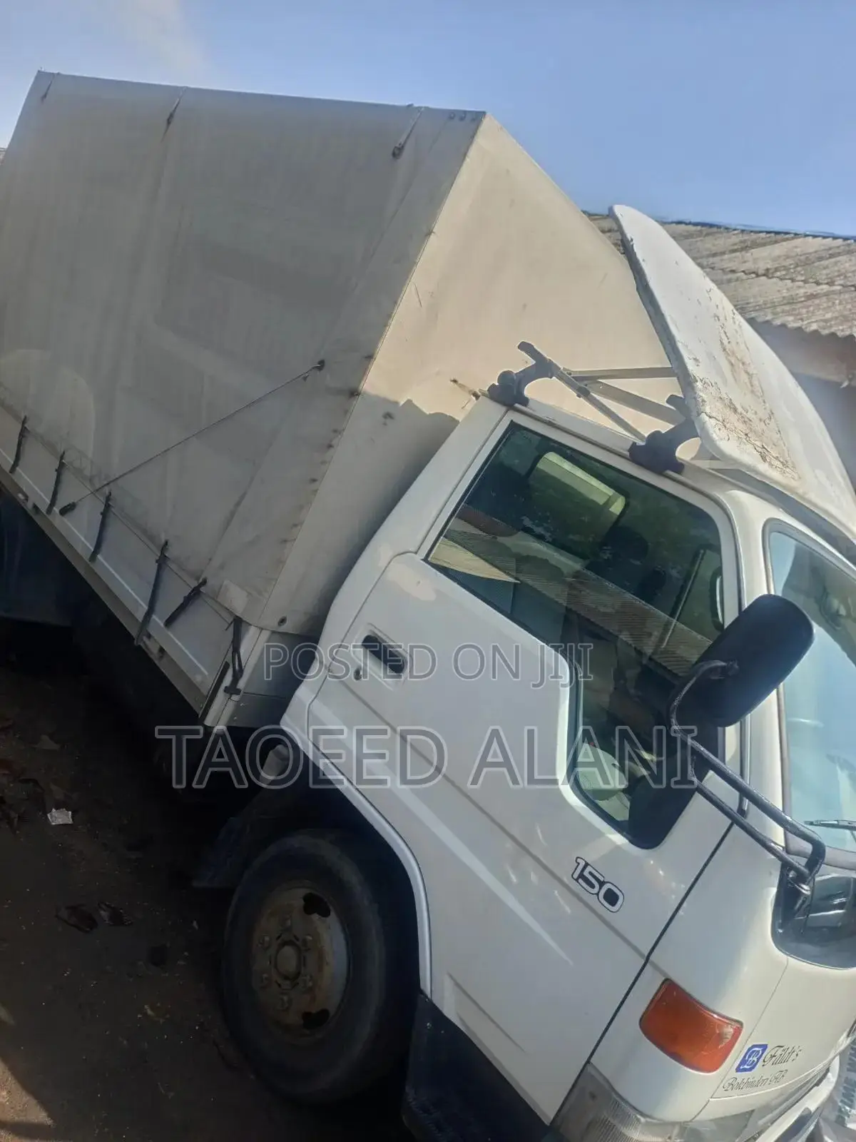 Toyota DYNA 2002 White