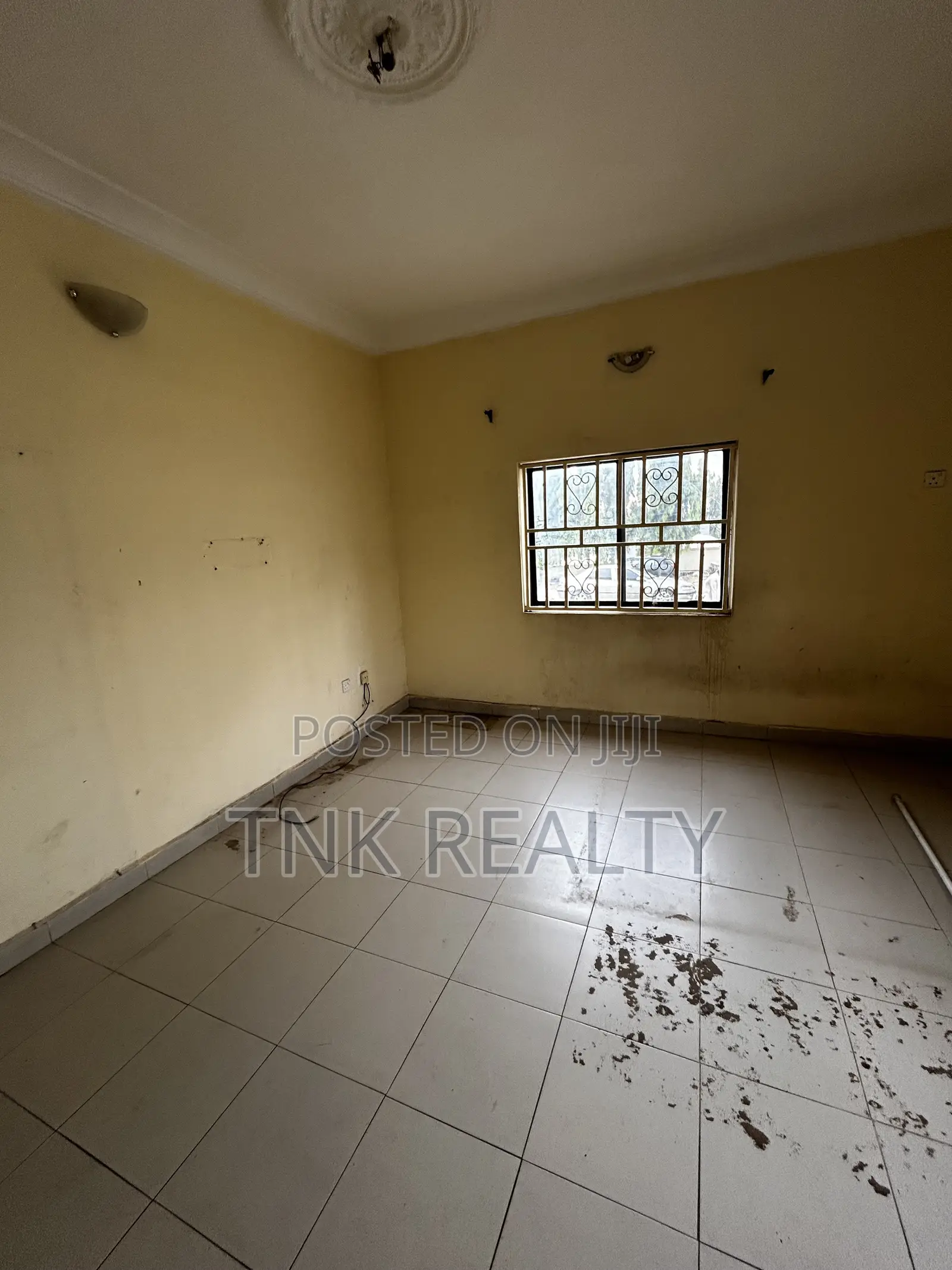 2bdrm Apartment in Wuse 2 for rent