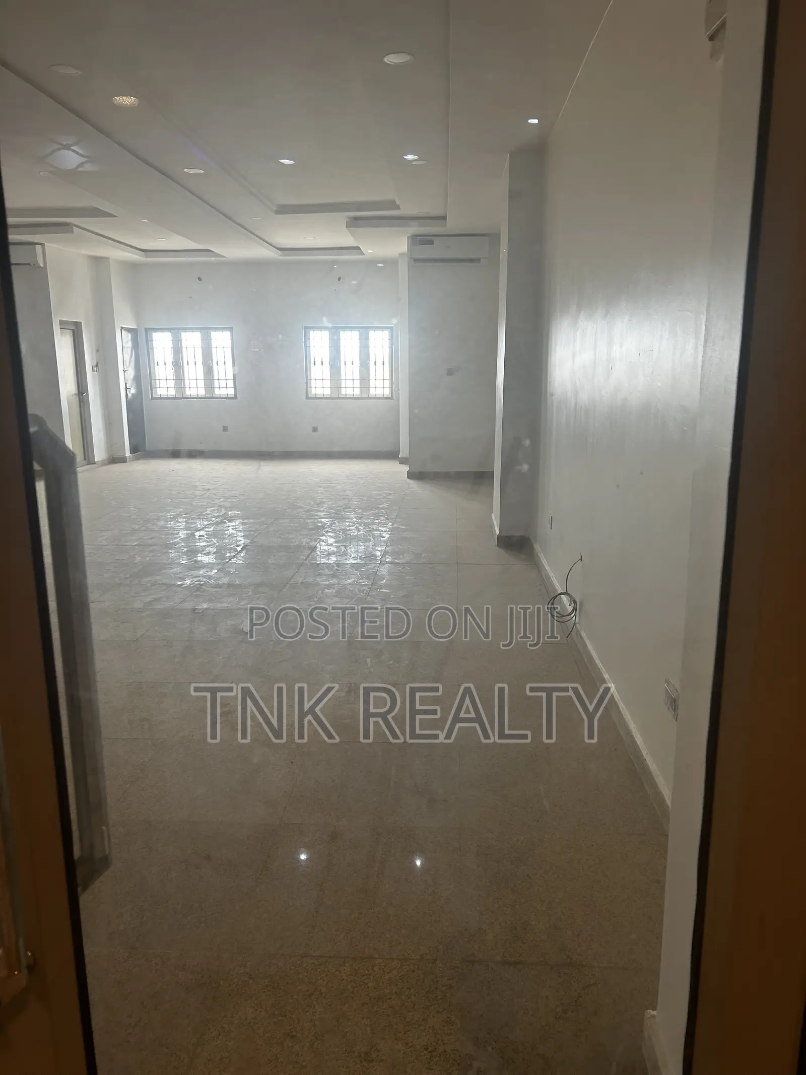 Office Space/Shop to Let in Mabushi Near Bus Terminal