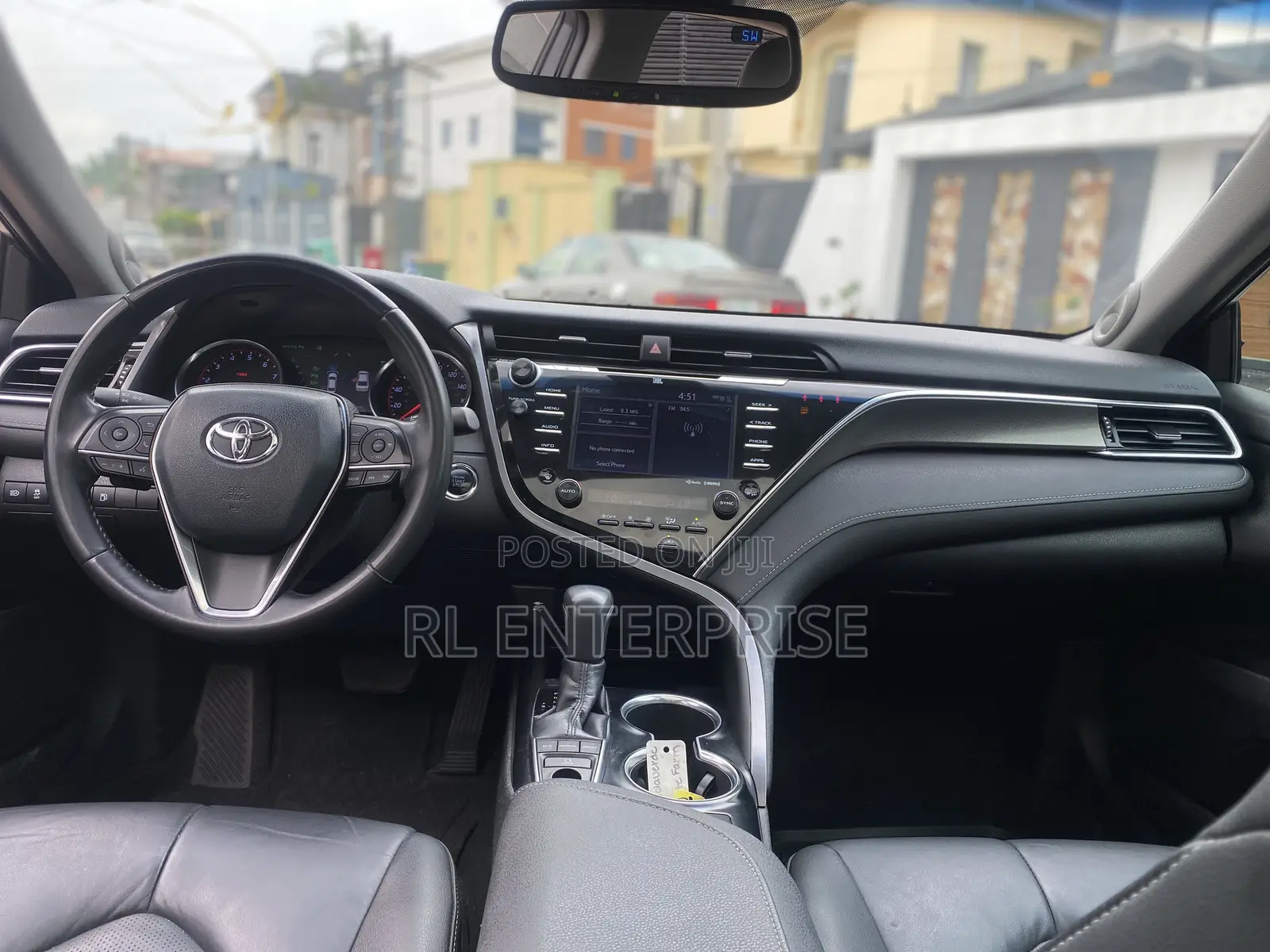 Toyota Camry XSE V6 FWD (3.5L 6cyl 8AM) 2018 Red