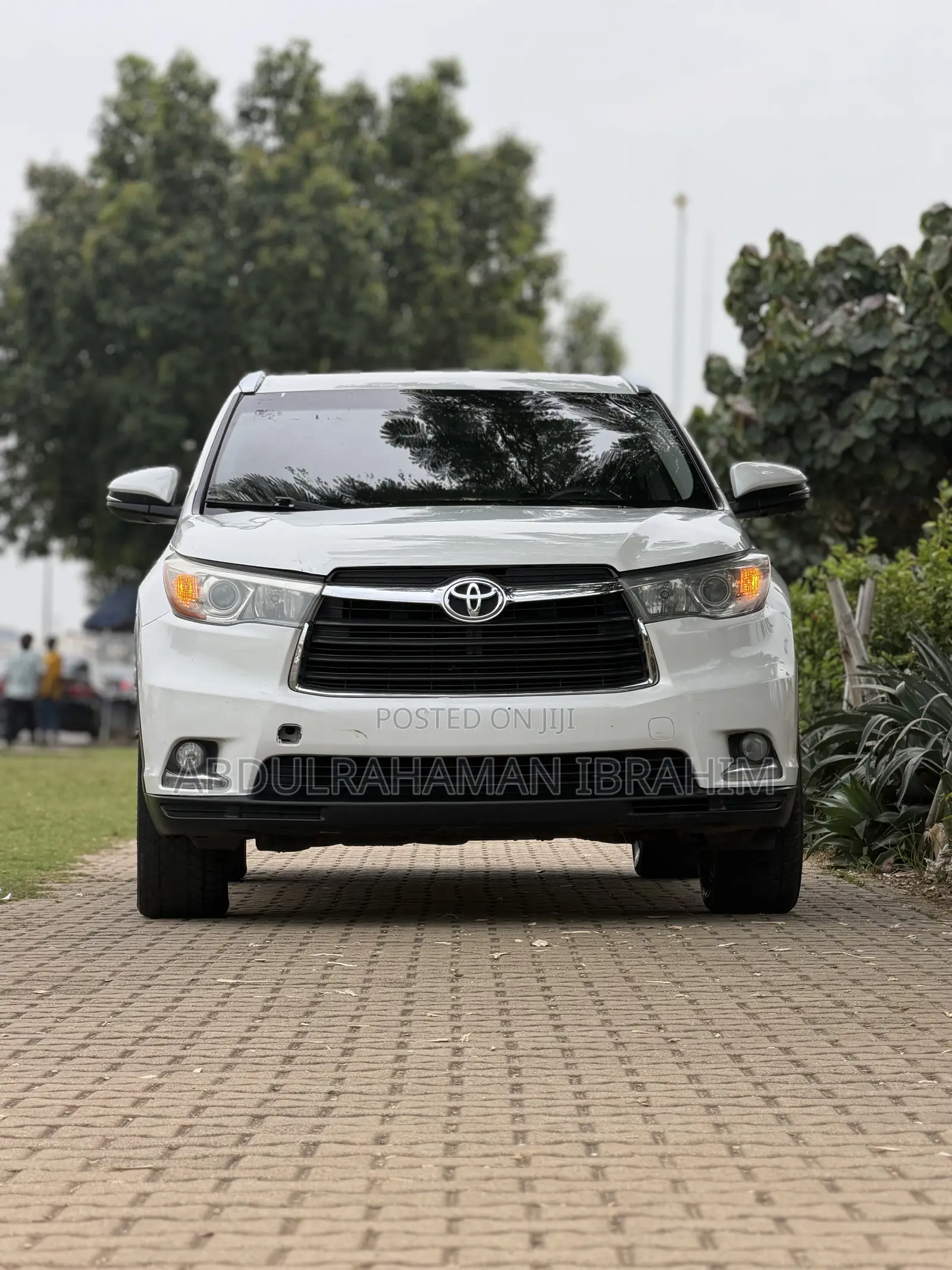 Toyota Highlander Limited Platinum 4dr SUV AWD (3.5L 6cyl 6A) 2015