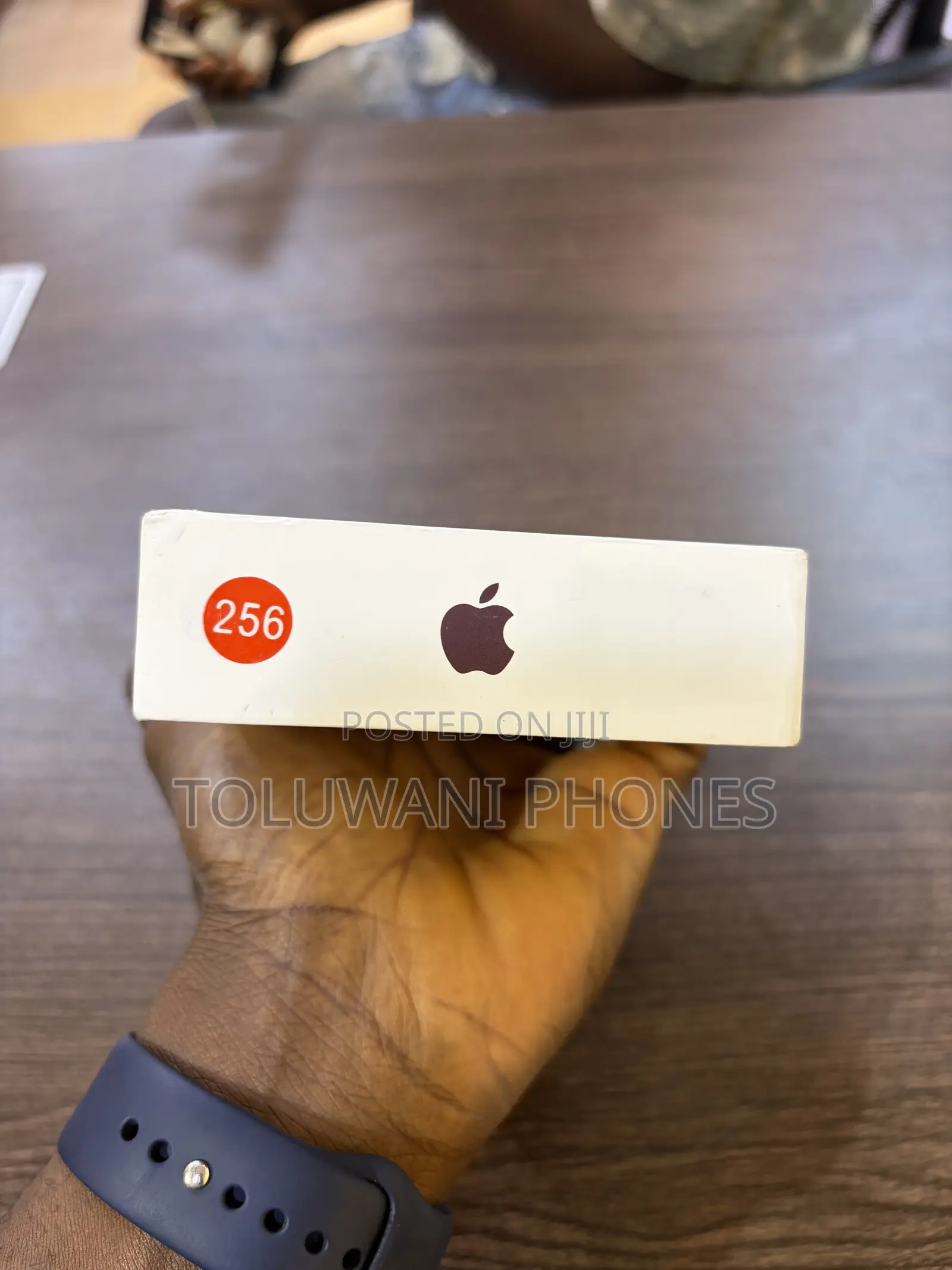 New Apple iPhone 18 Pro Max 256 GB Red