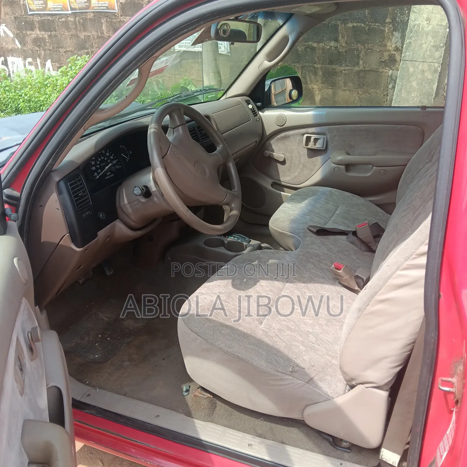 Toyota Tacoma Base 4x2 Regular Cab 103.3 in. WB 2002 Red
